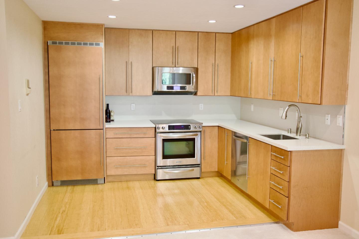 7203 Shelter Creek Lane