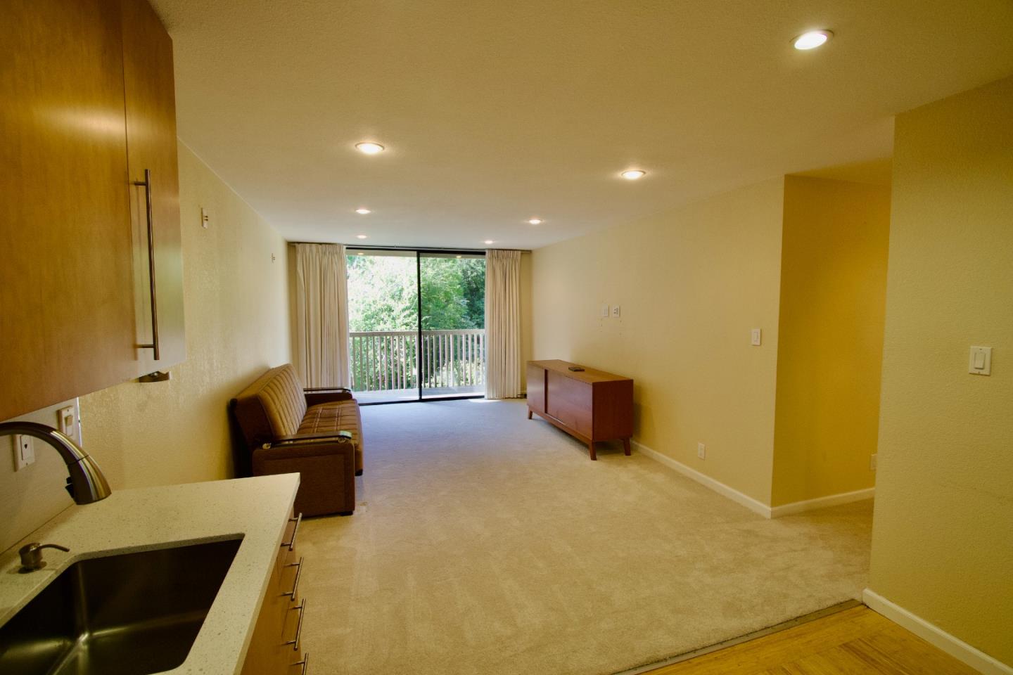 7203 Shelter Creek Lane