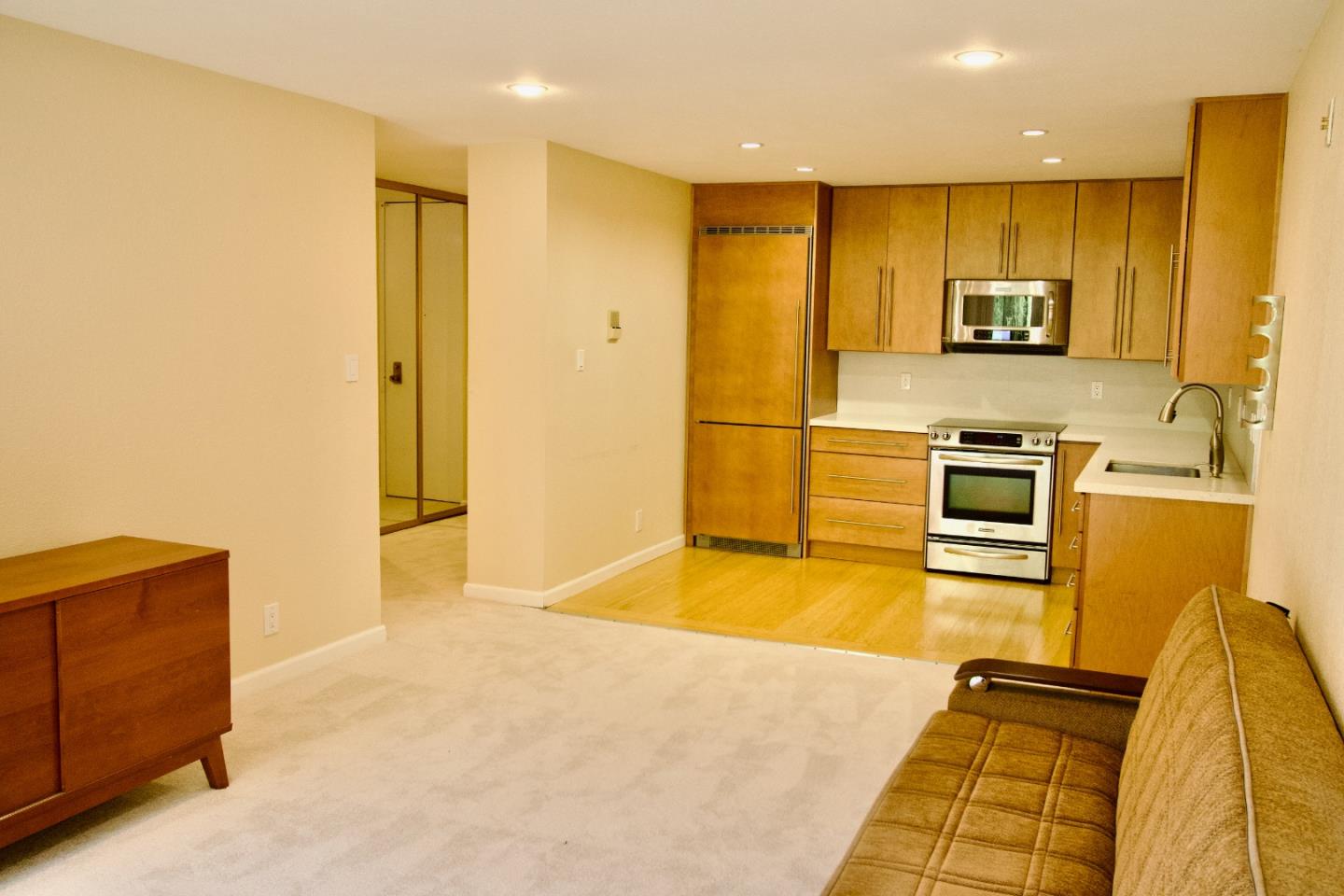 7203 Shelter Creek Lane