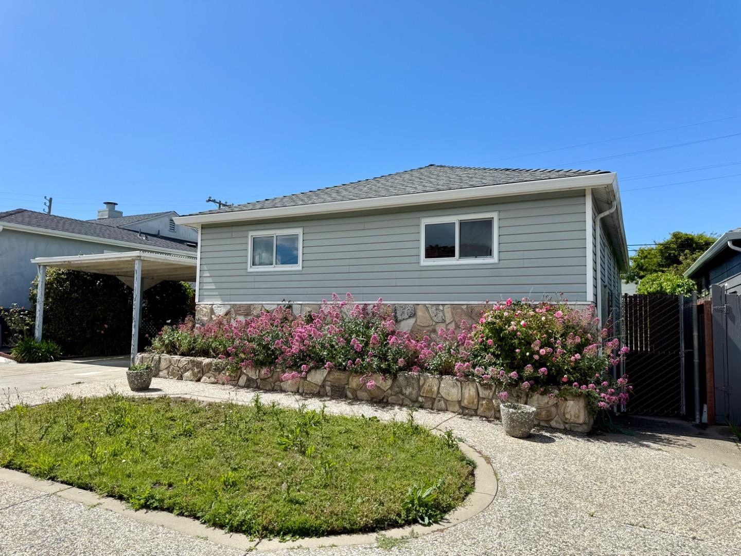 226 Manor Drive