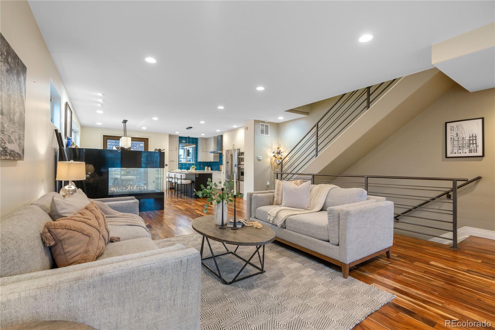 2334 Lowell Boulevard