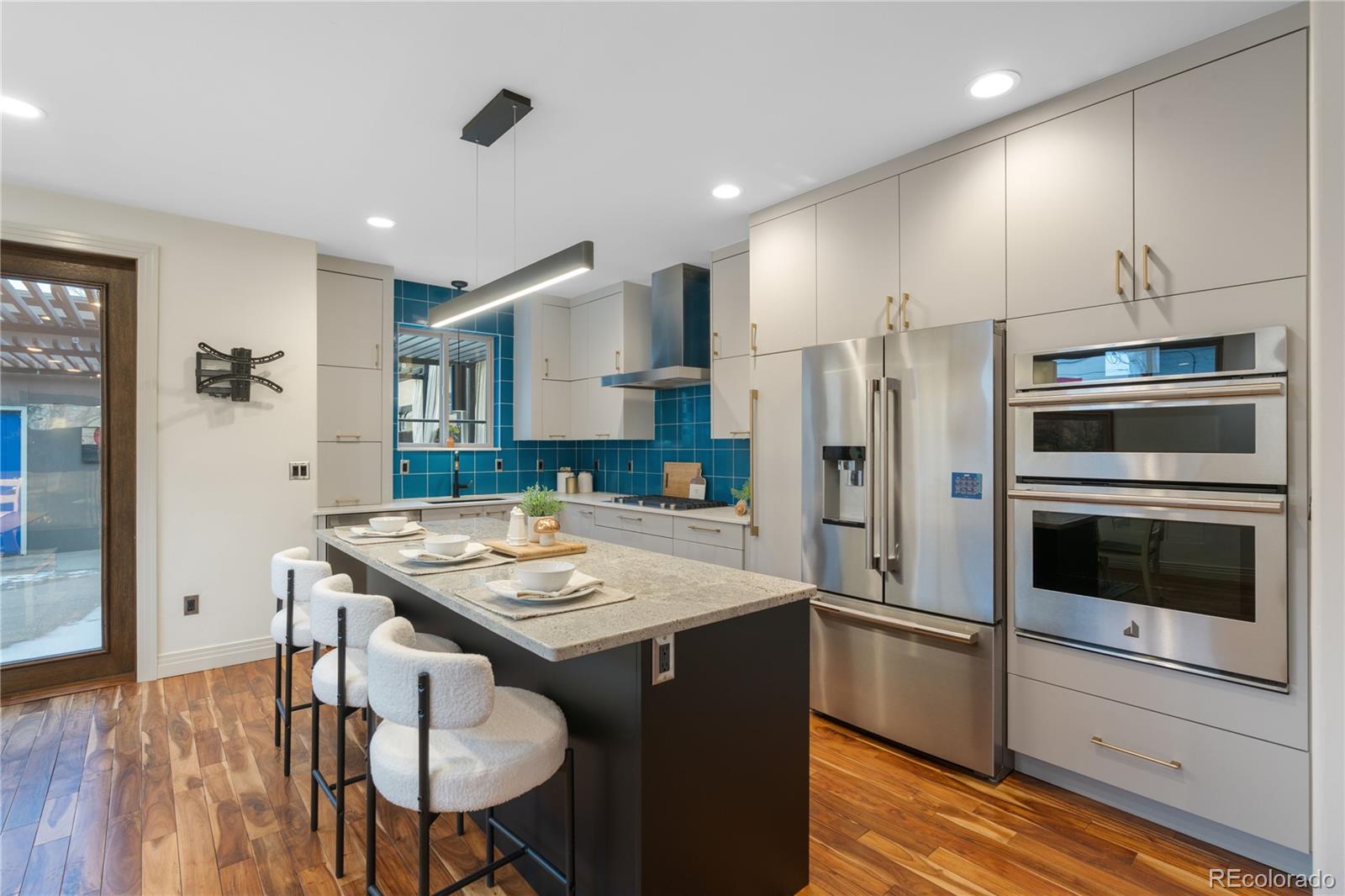 2334 Lowell Boulevard