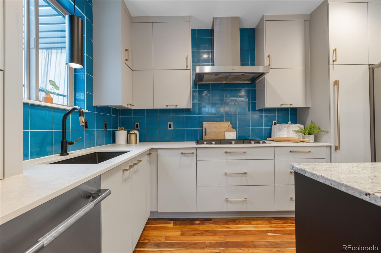 2334 Lowell Boulevard