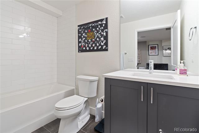 2851 W 23rd Avenue Unit: 1