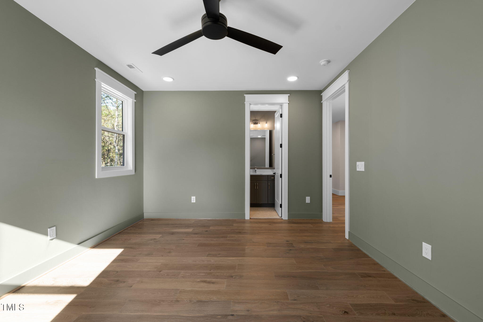 1601 Legacy Ridge Lane