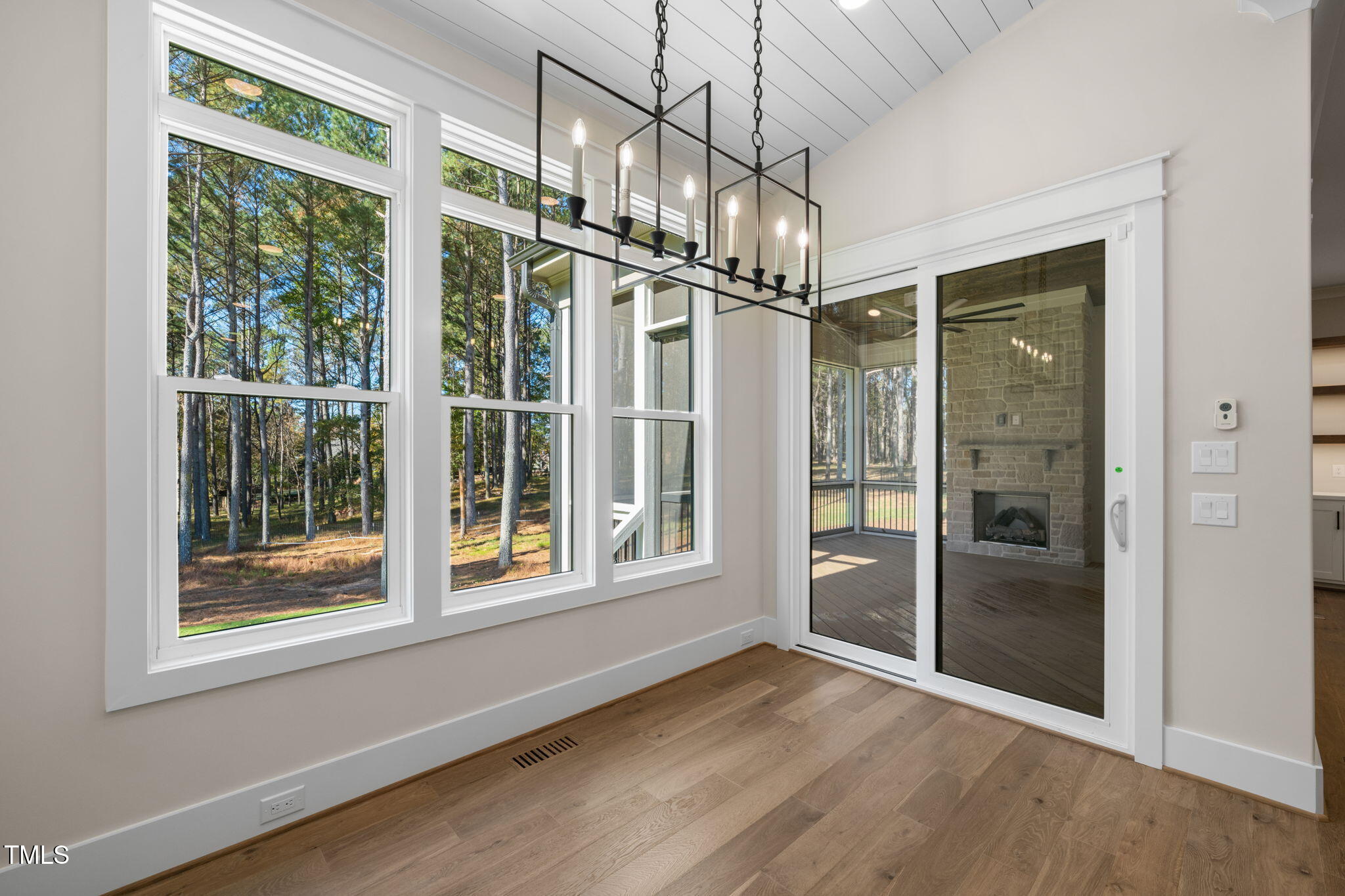 1601 Legacy Ridge Lane