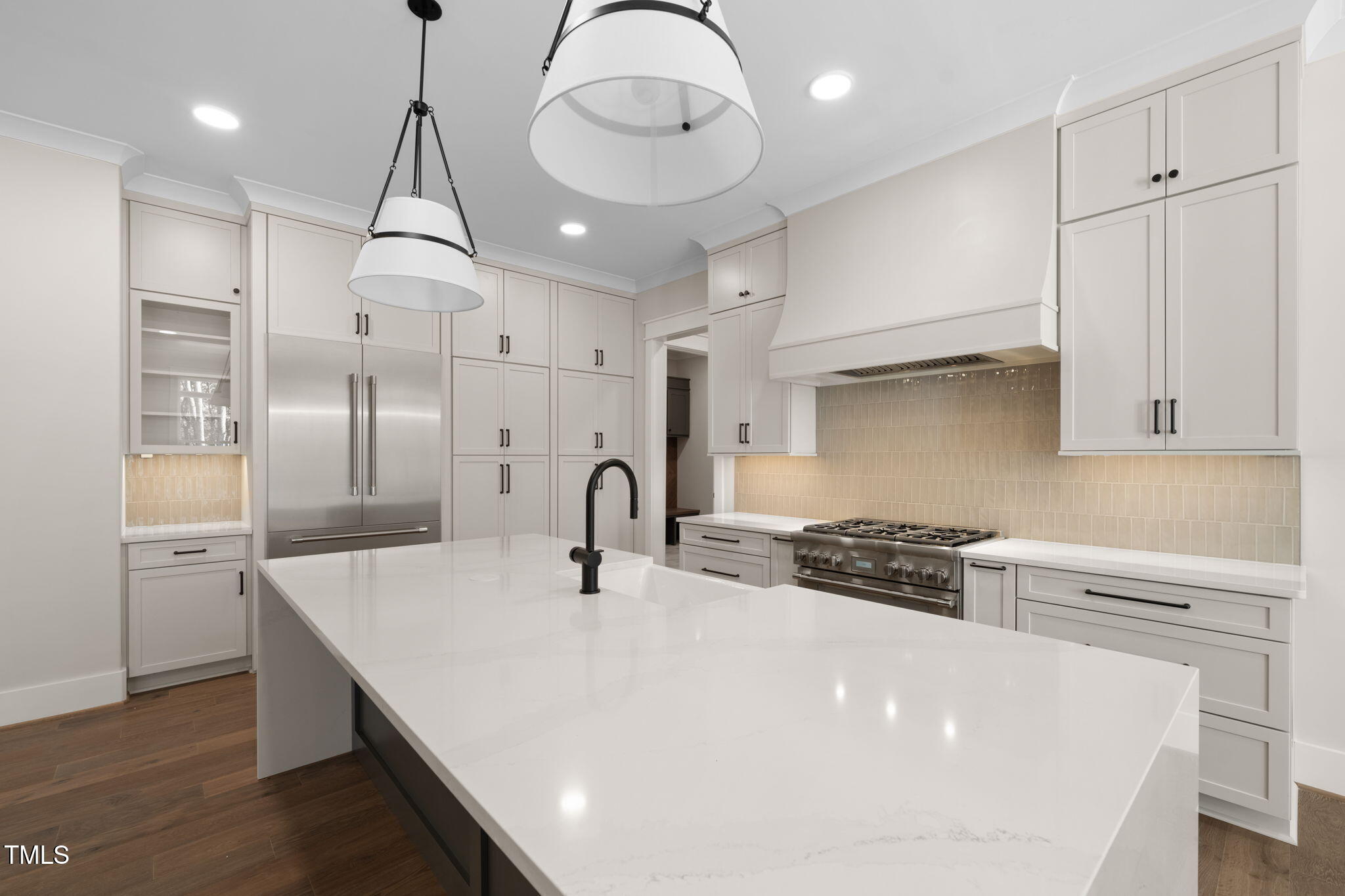 1601 Legacy Ridge Lane