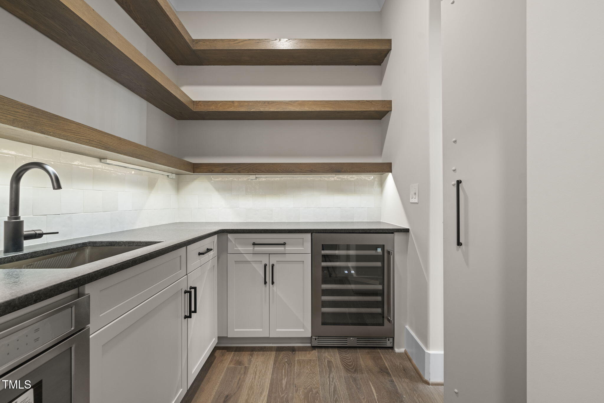 1601 Legacy Ridge Lane