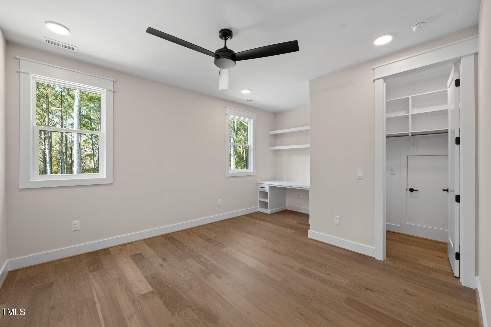 1601 Legacy Ridge Lane