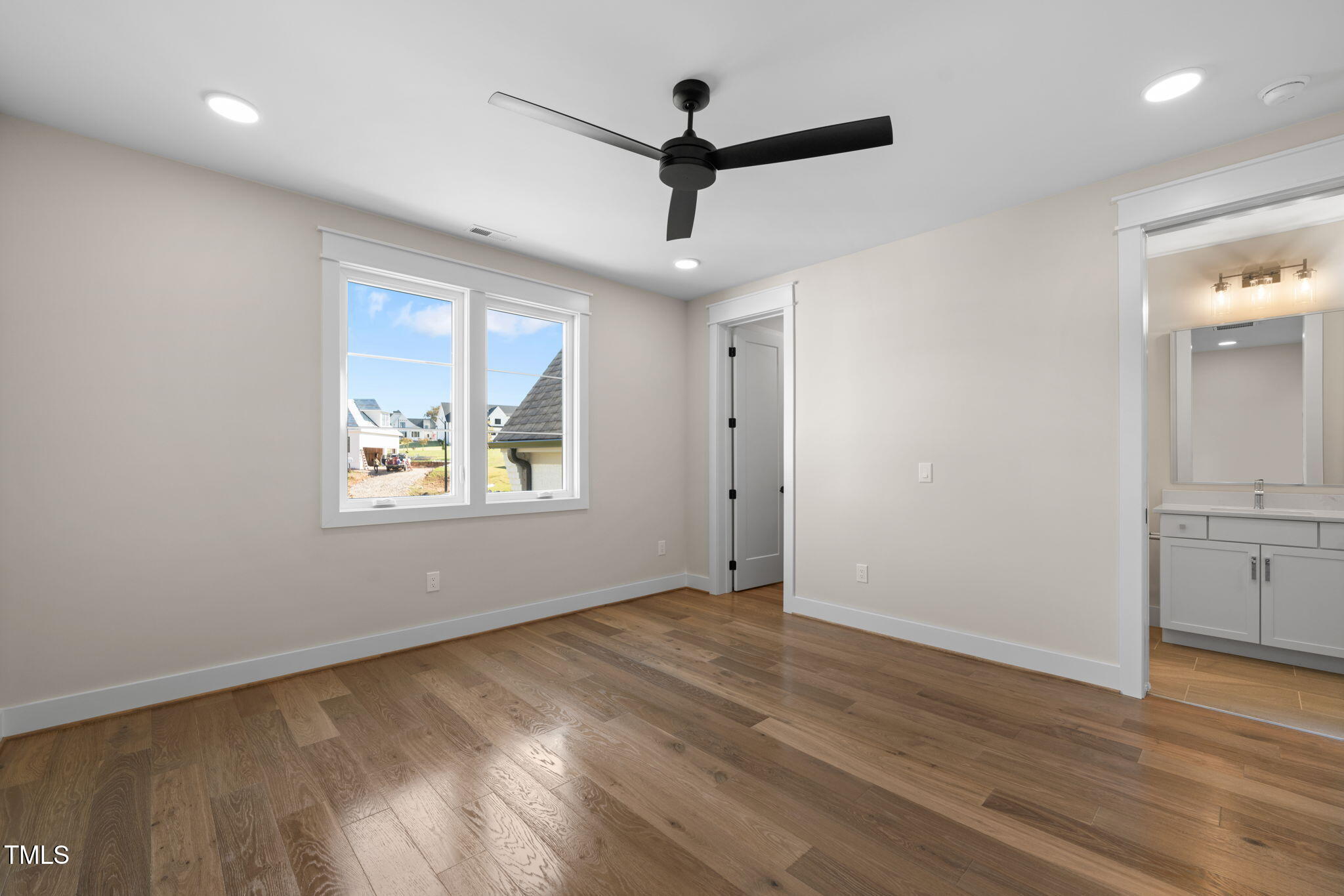 1601 Legacy Ridge Lane
