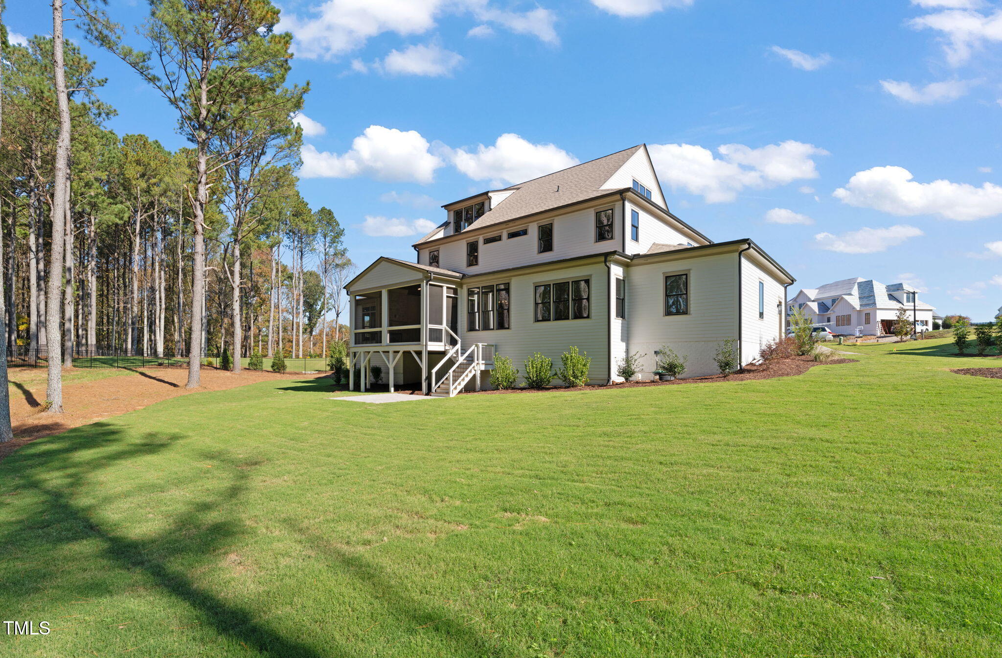 1601 Legacy Ridge Lane