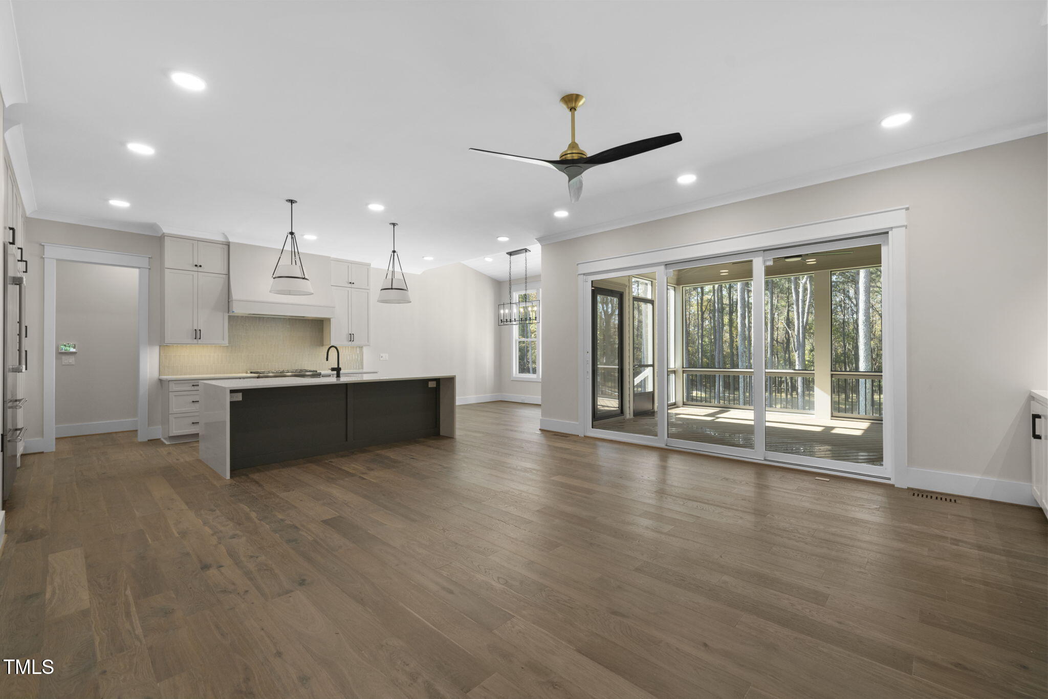 1601 Legacy Ridge Lane