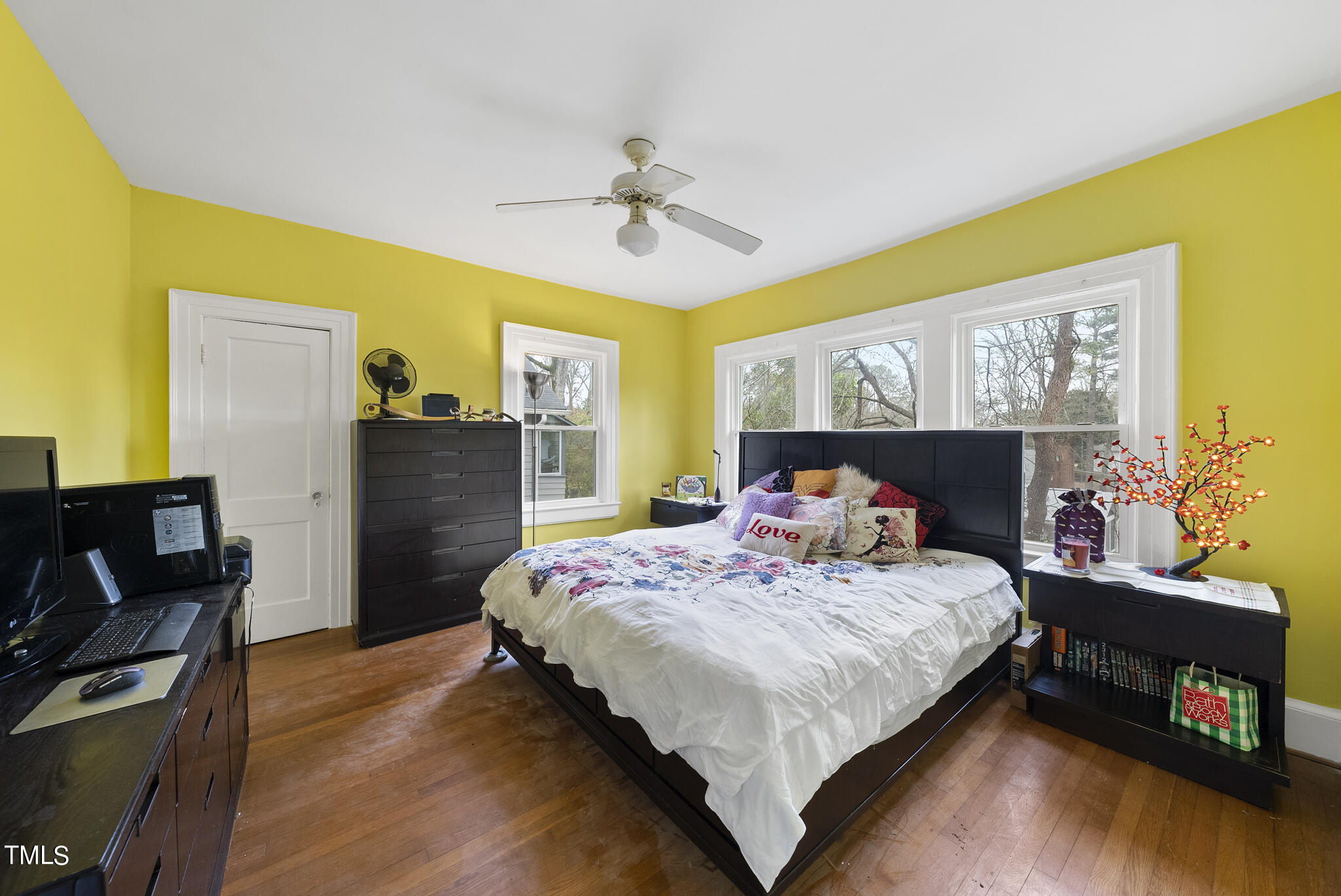 2203 University Drive
