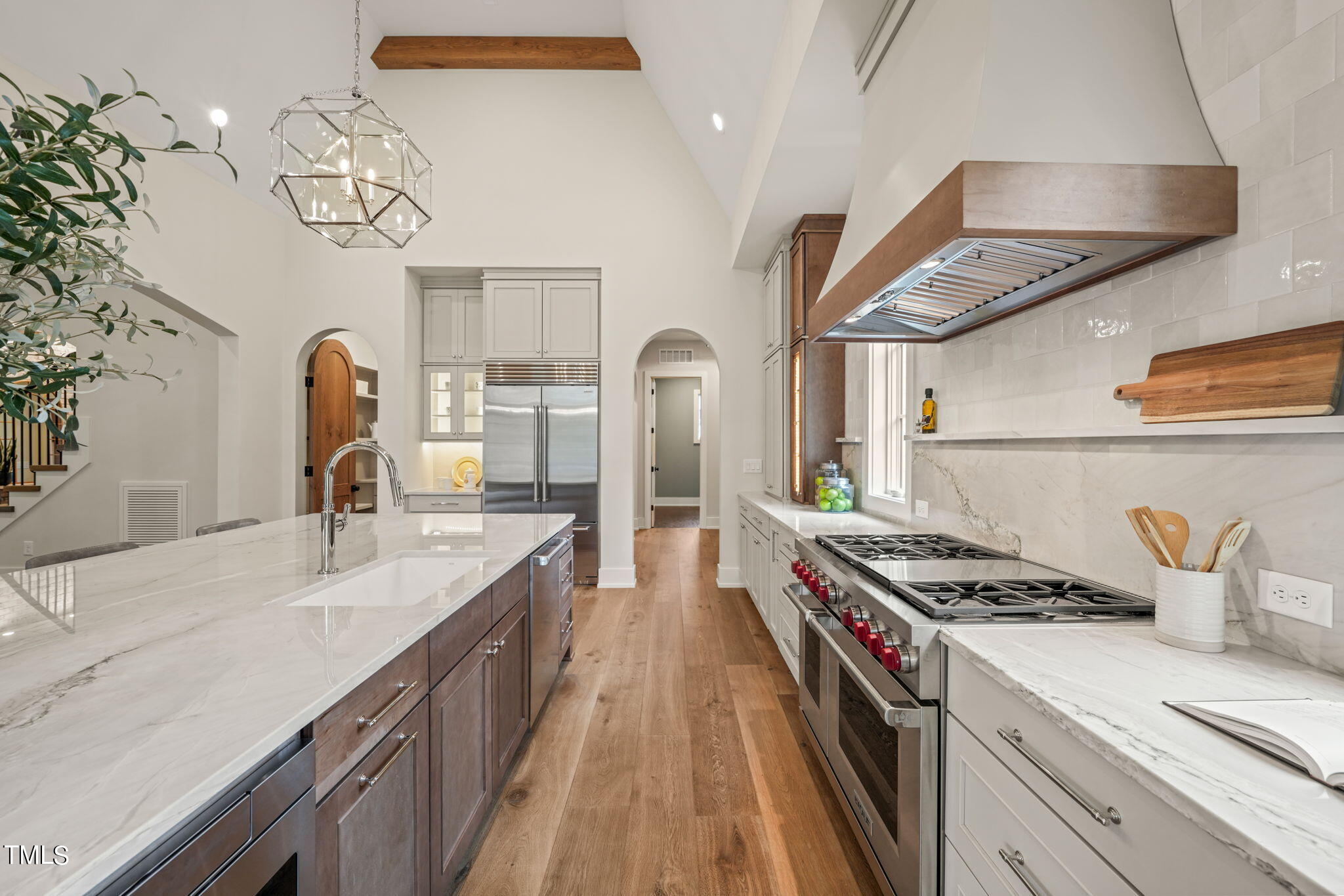 9008 Meadow Pointe Court