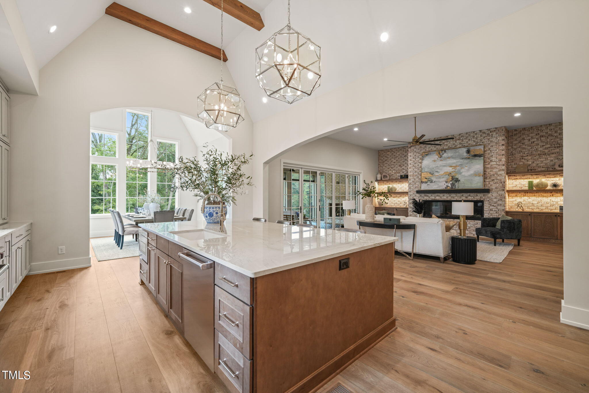 9008 Meadow Pointe Court
