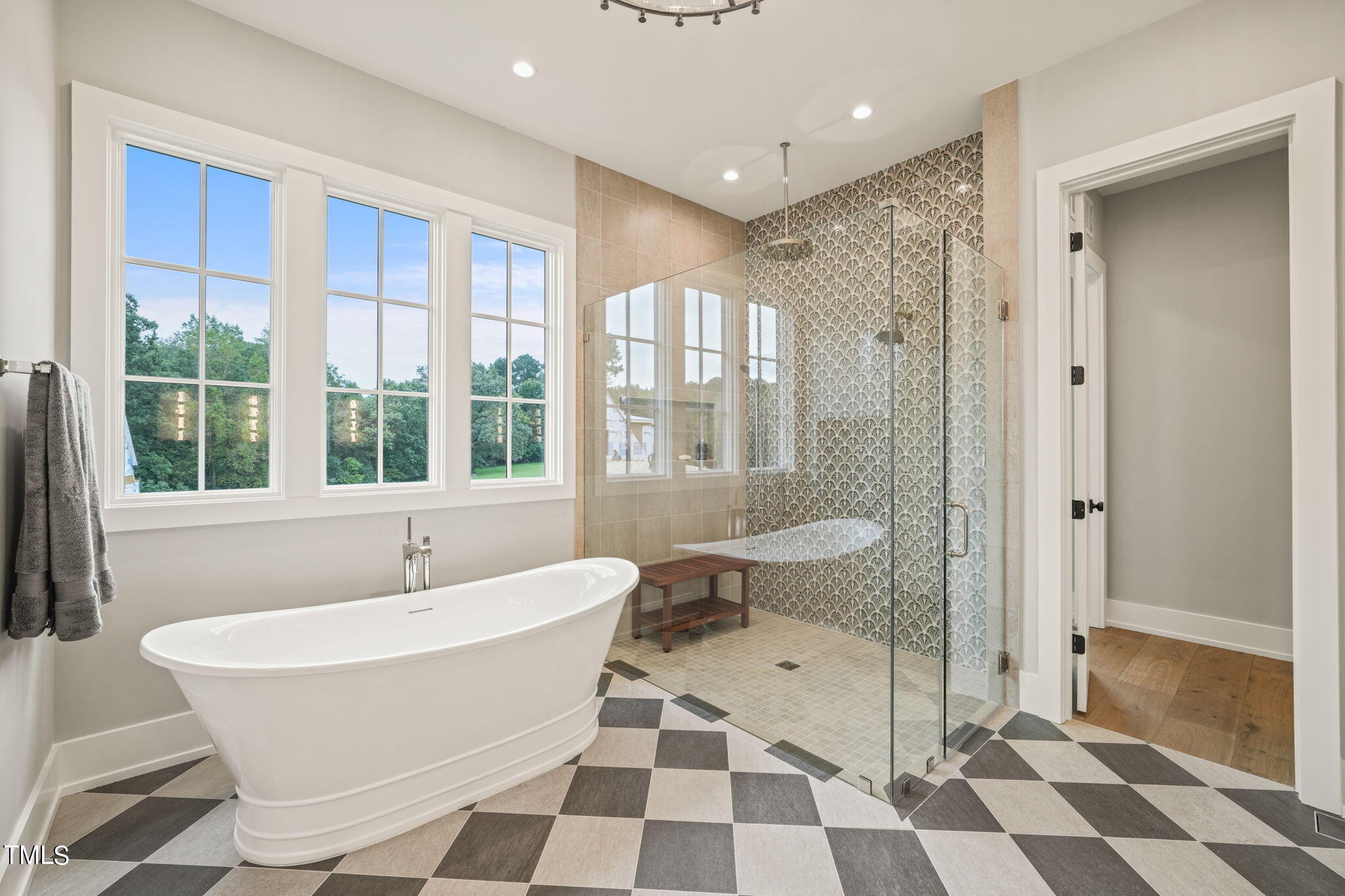 9008 Meadow Pointe Court