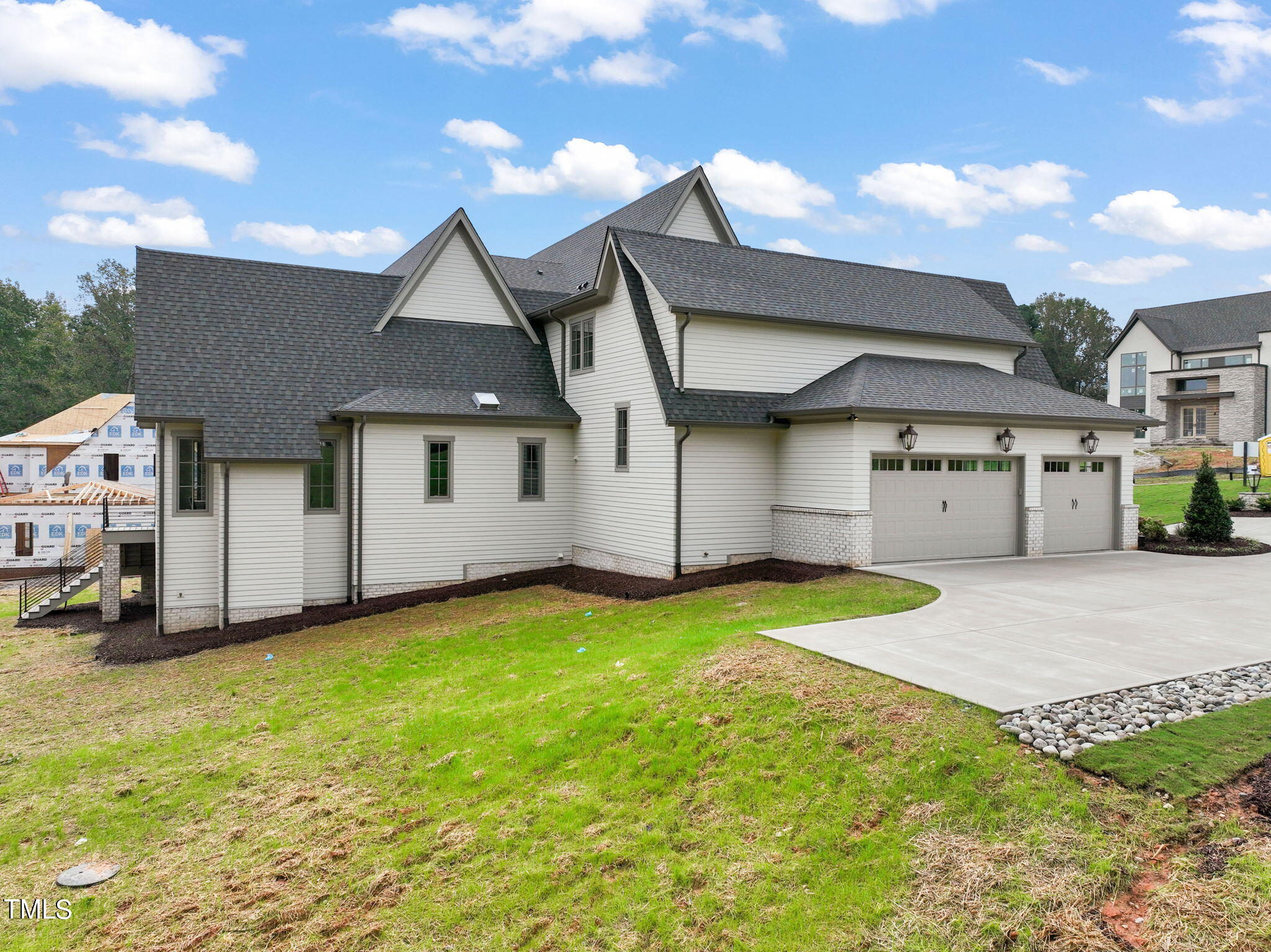 9008 Meadow Pointe Court