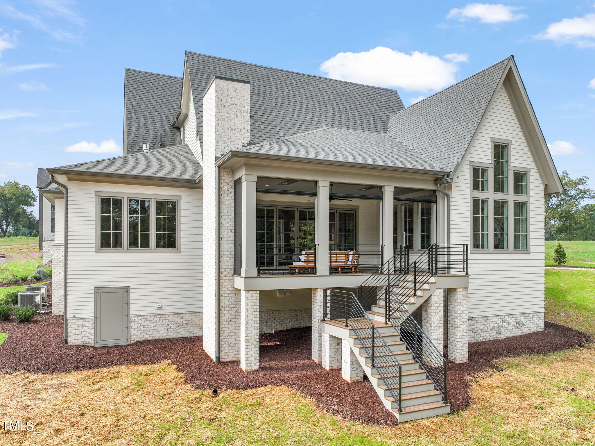 9008 Meadow Pointe Court