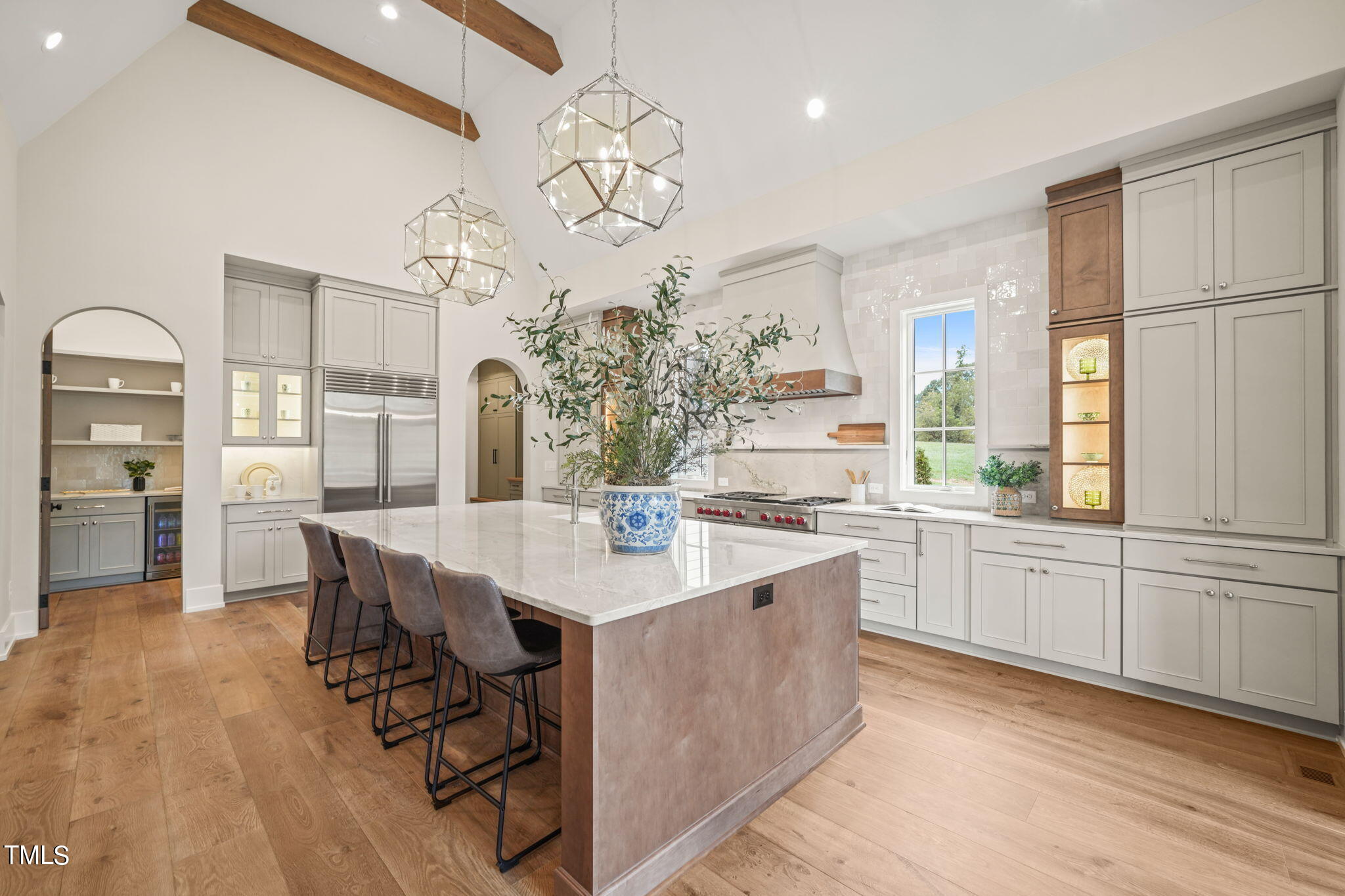 9008 Meadow Pointe Court