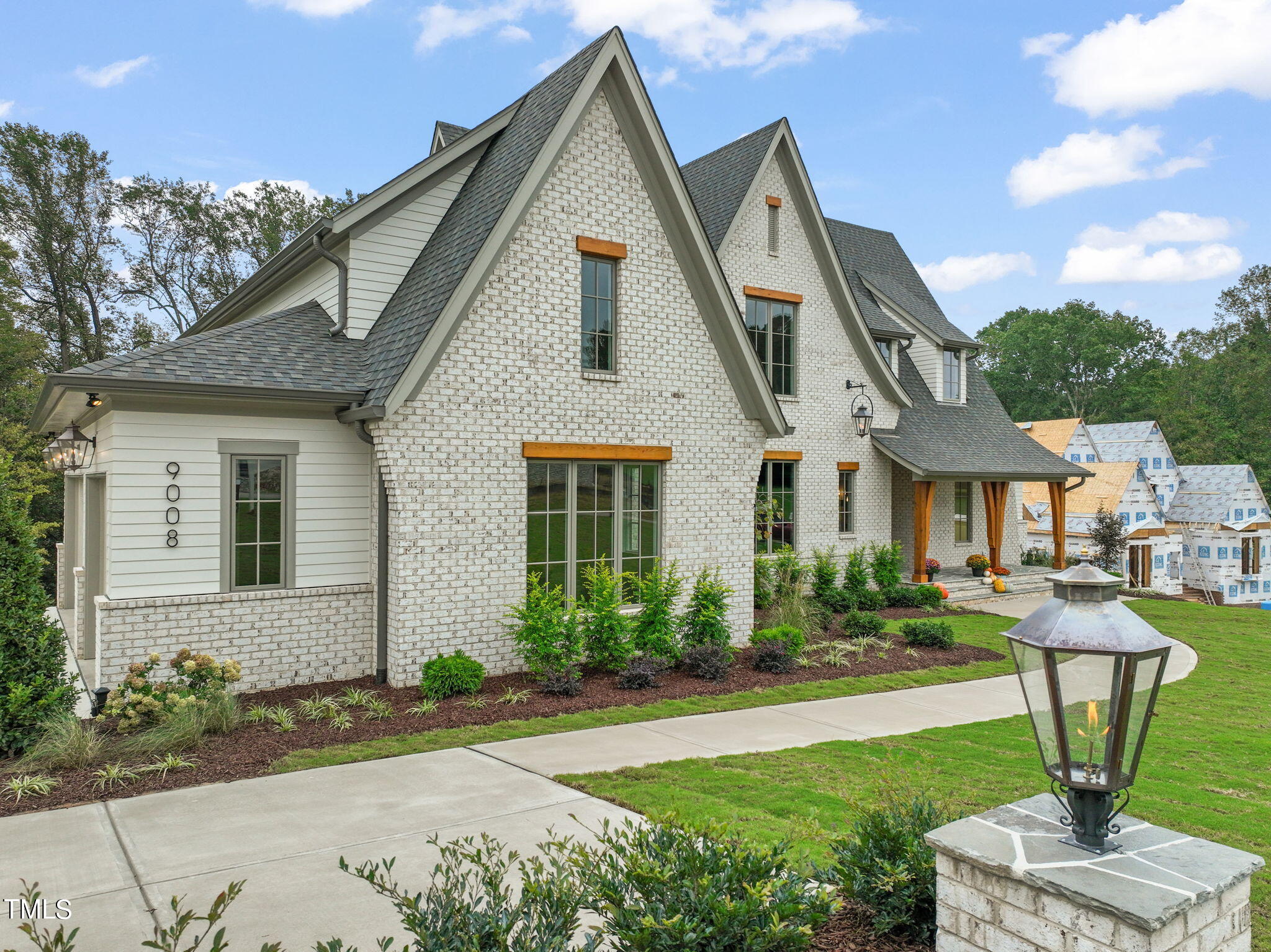 9008 Meadow Pointe Court