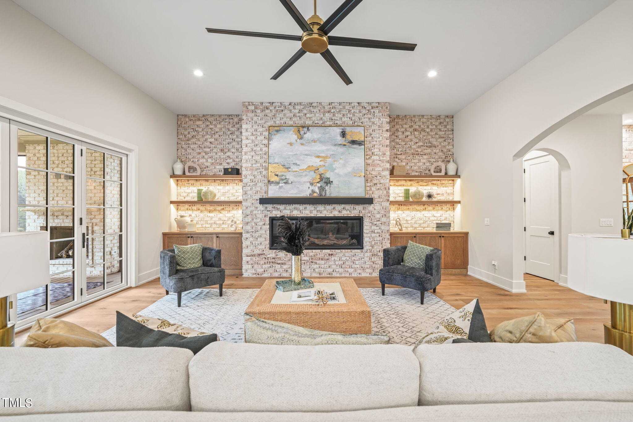 9008 Meadow Pointe Court
