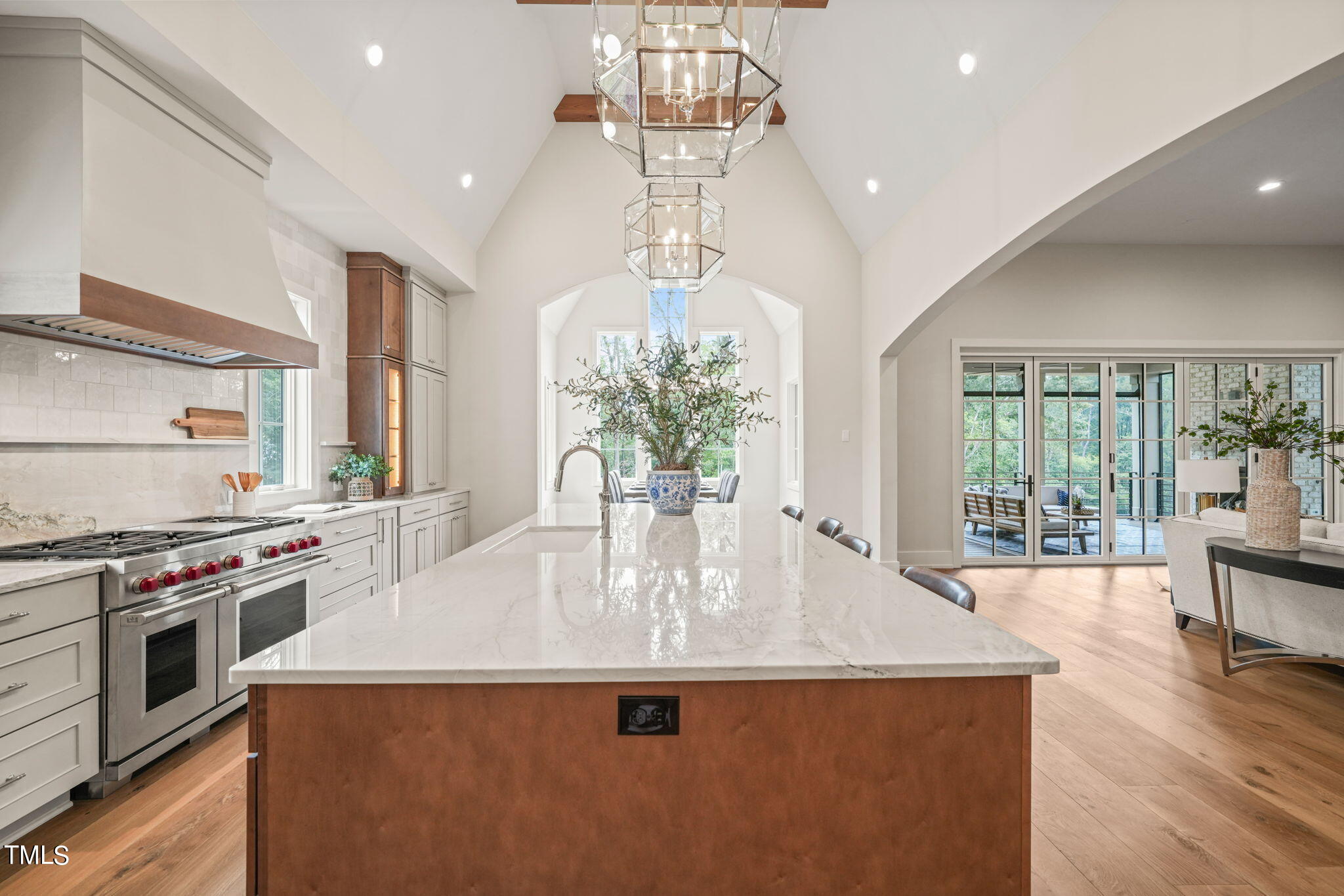 9008 Meadow Pointe Court