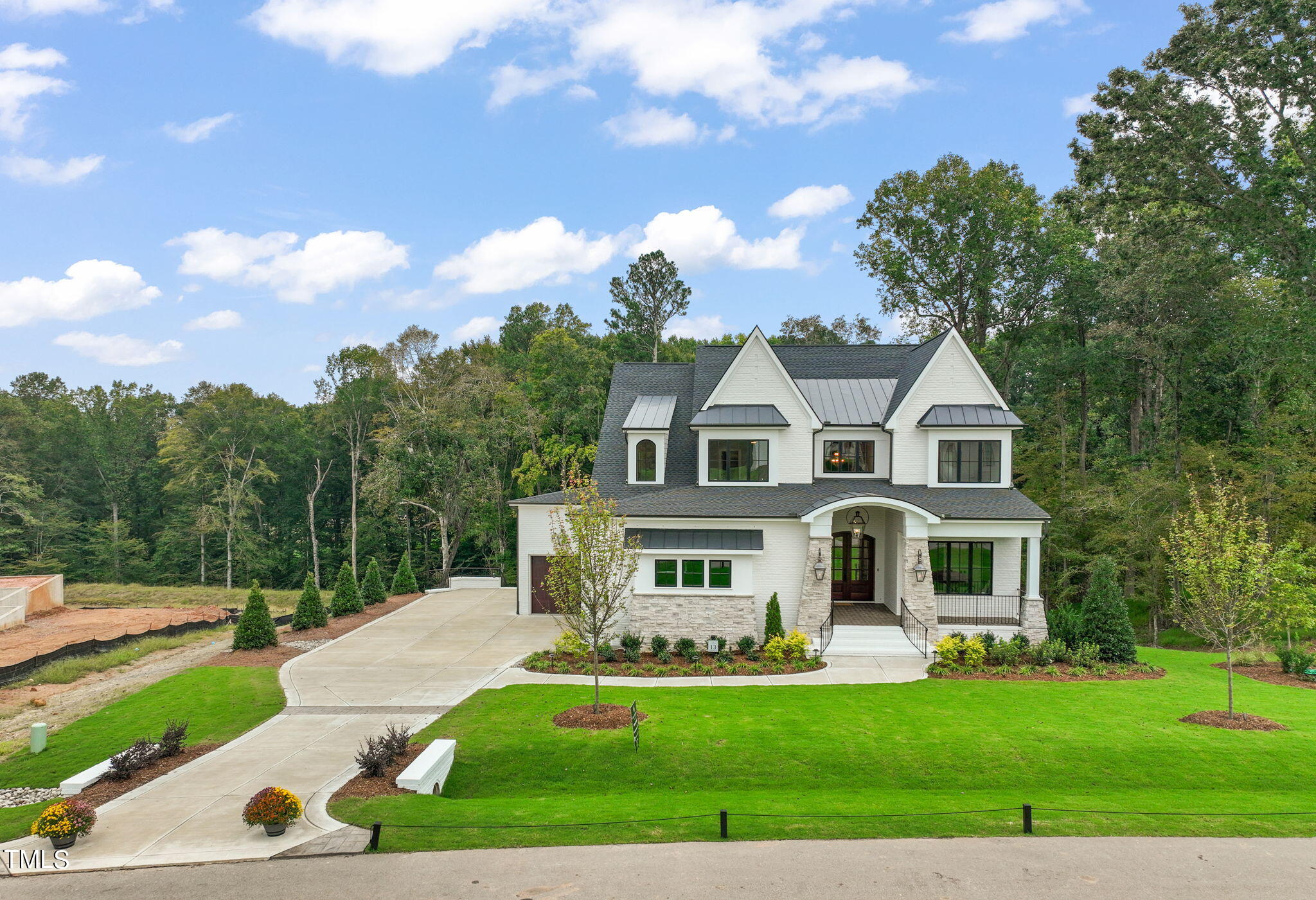 1621 Legacy Ridge Lane