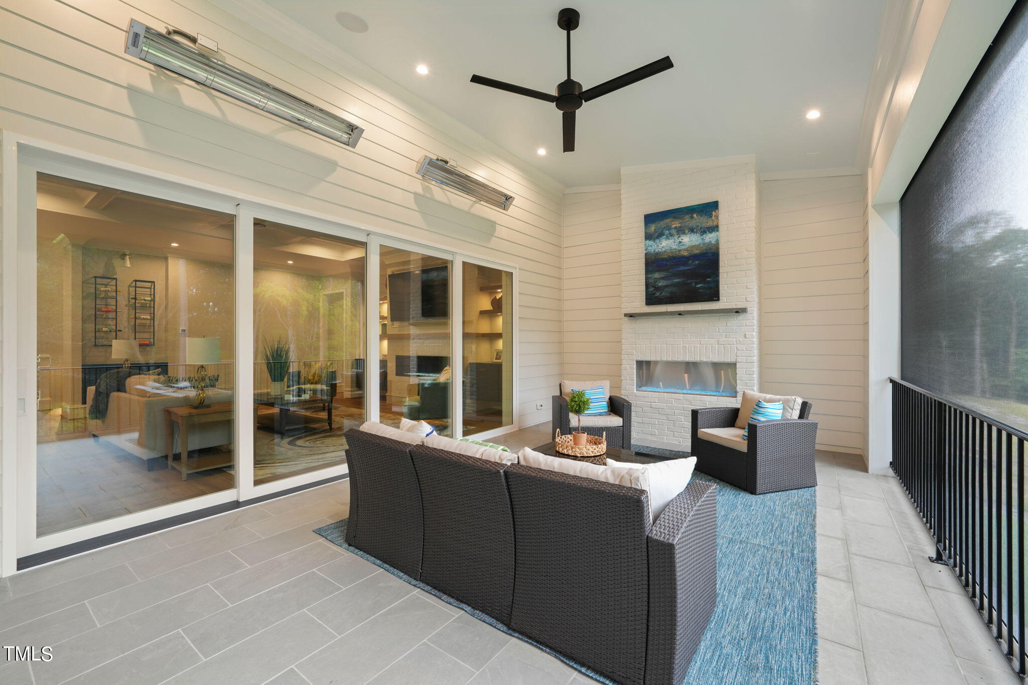 1621 Legacy Ridge Lane
