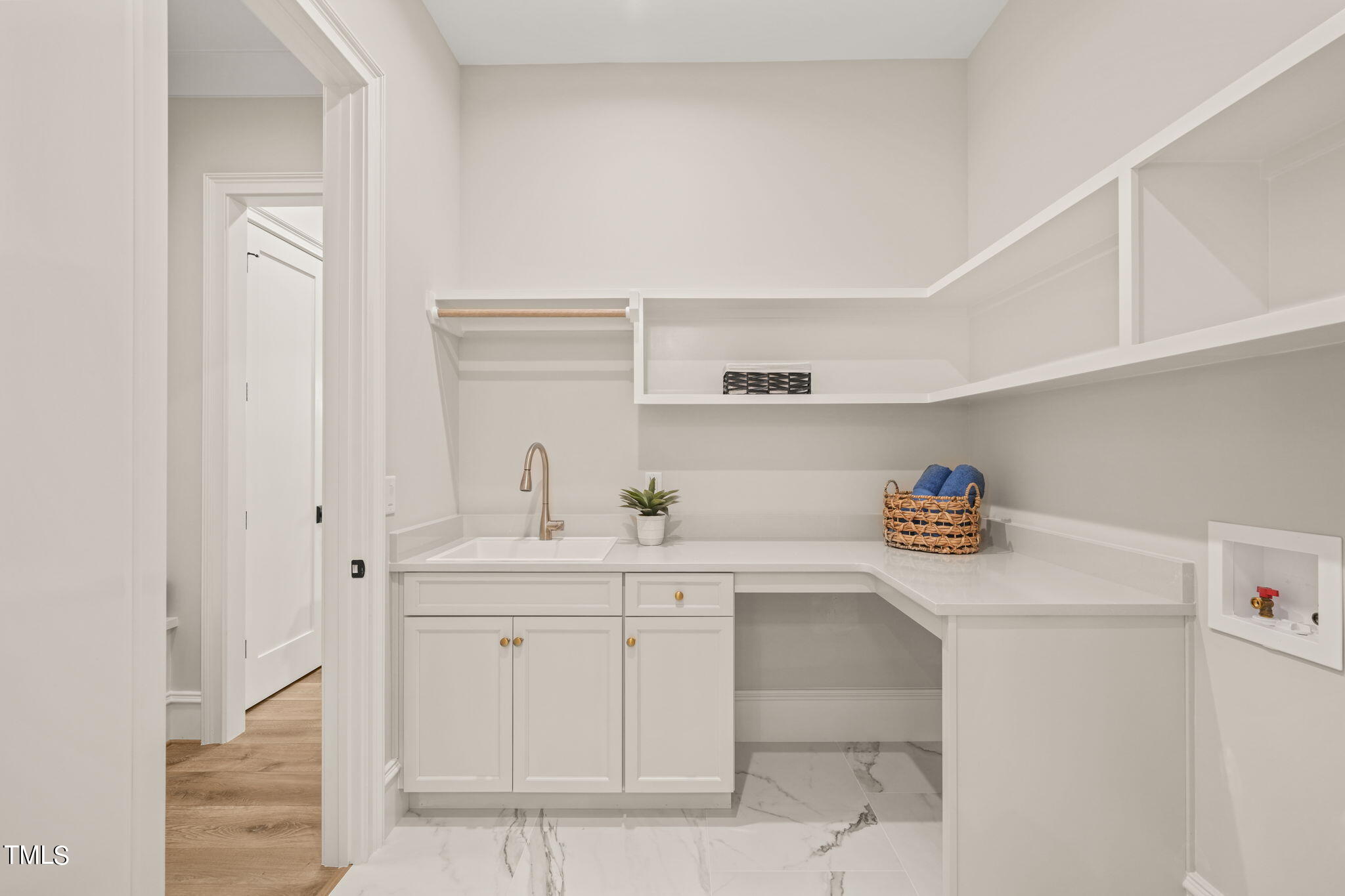 1621 Legacy Ridge Lane