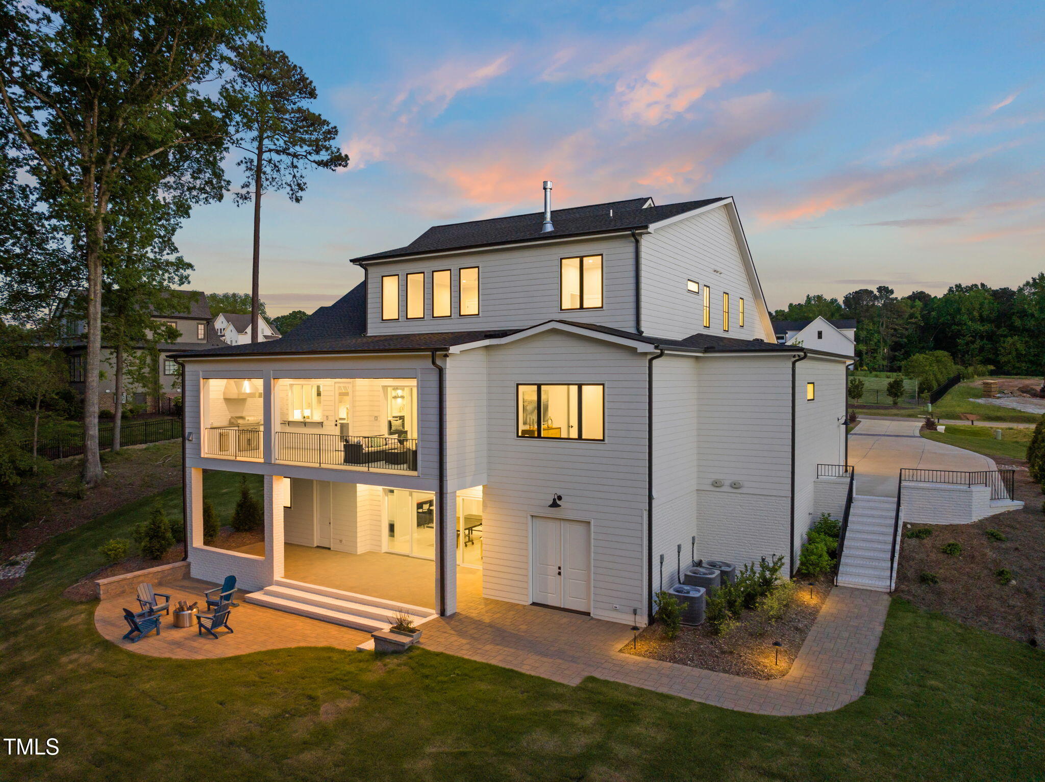 1621 Legacy Ridge Lane