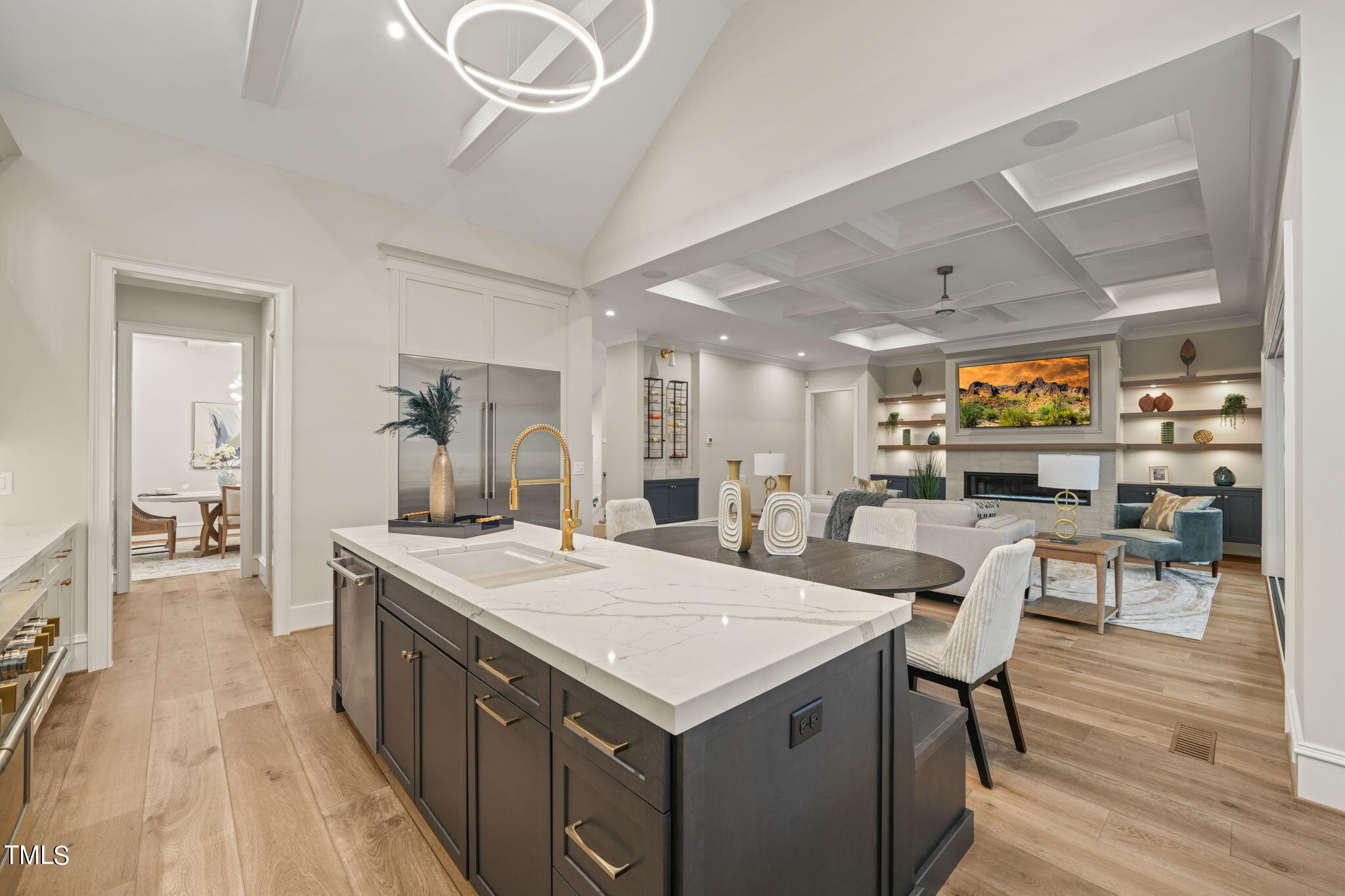 1621 Legacy Ridge Lane