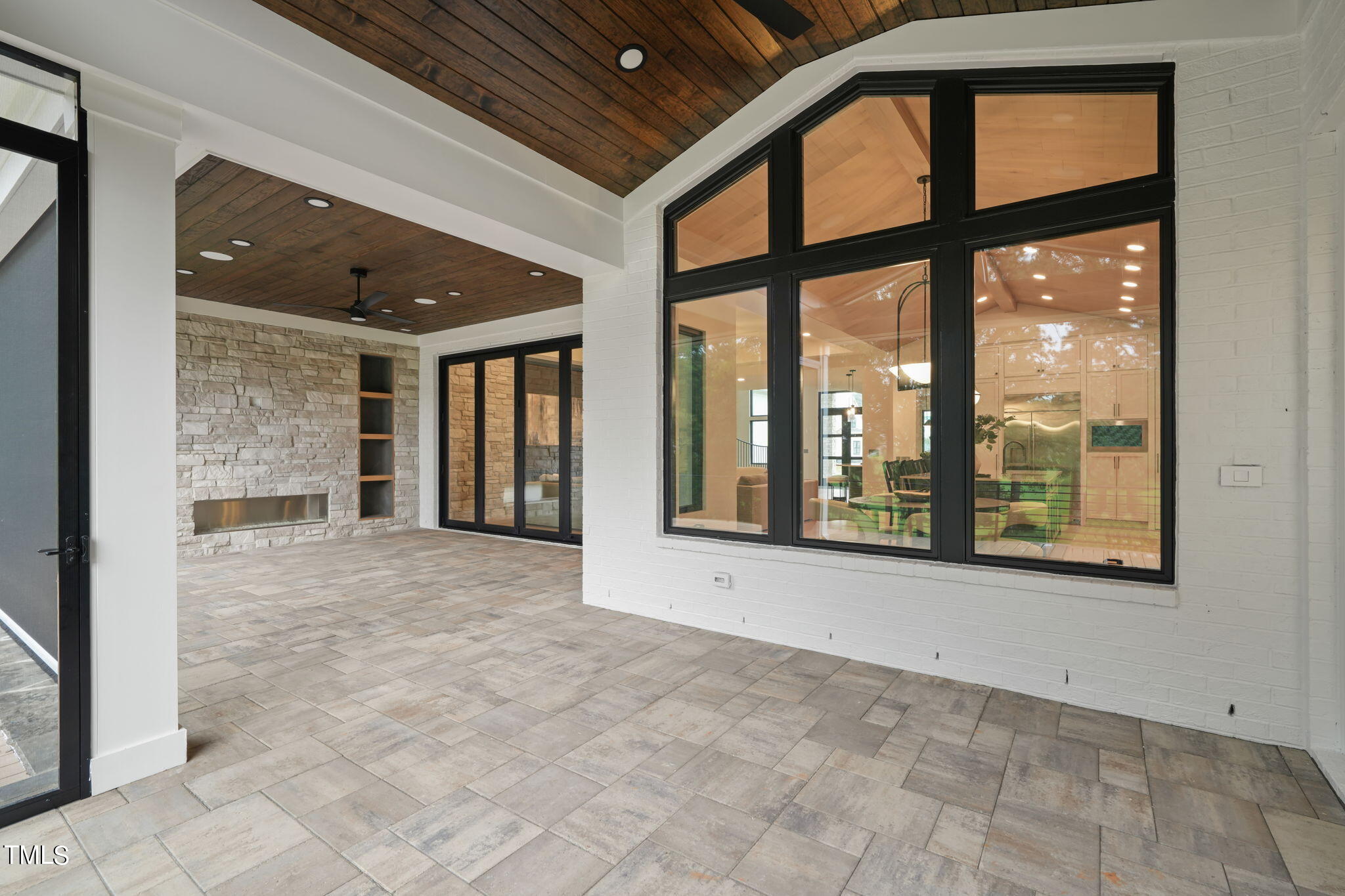 1701 Legacy Ridge Lane