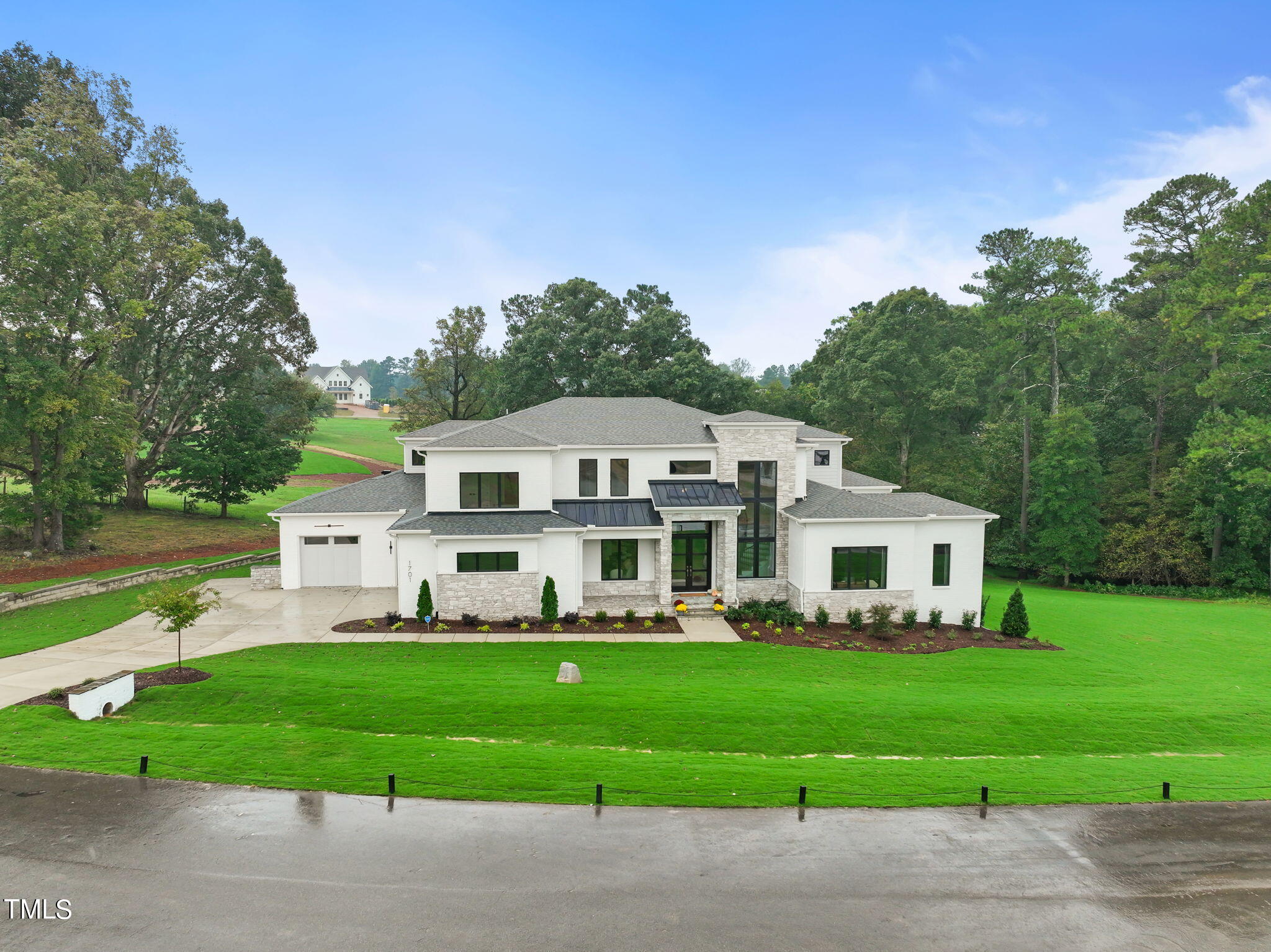 1701 Legacy Ridge Lane