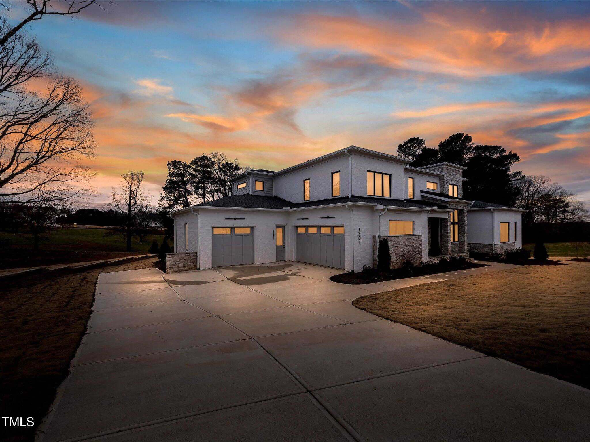 1701 Legacy Ridge Lane