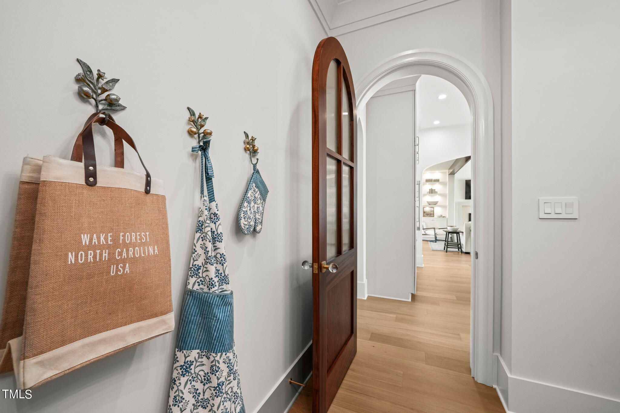 8916 Grand Highland Way