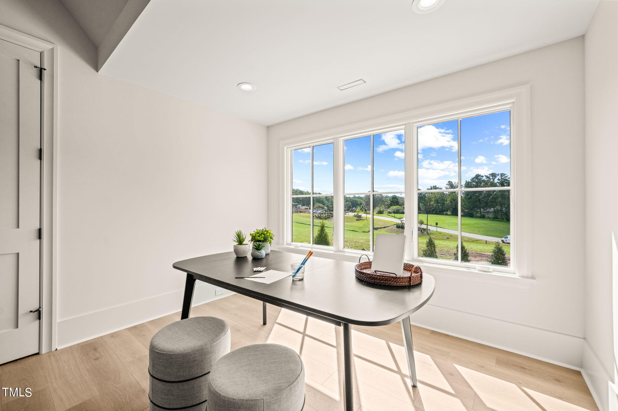 8916 Grand Highland Way