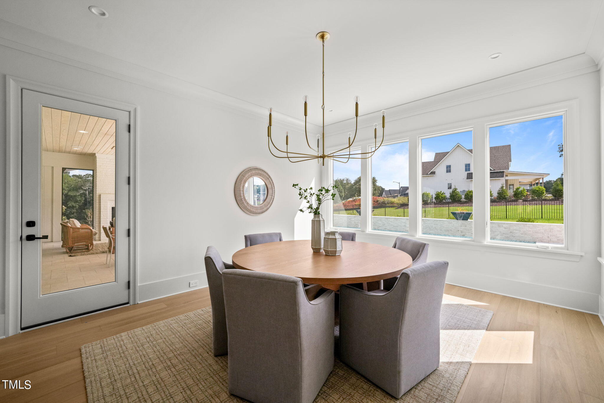 8916 Grand Highland Way