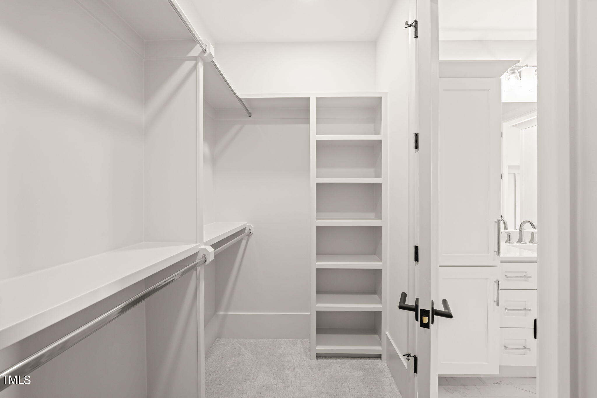 8916 Grand Highland Way