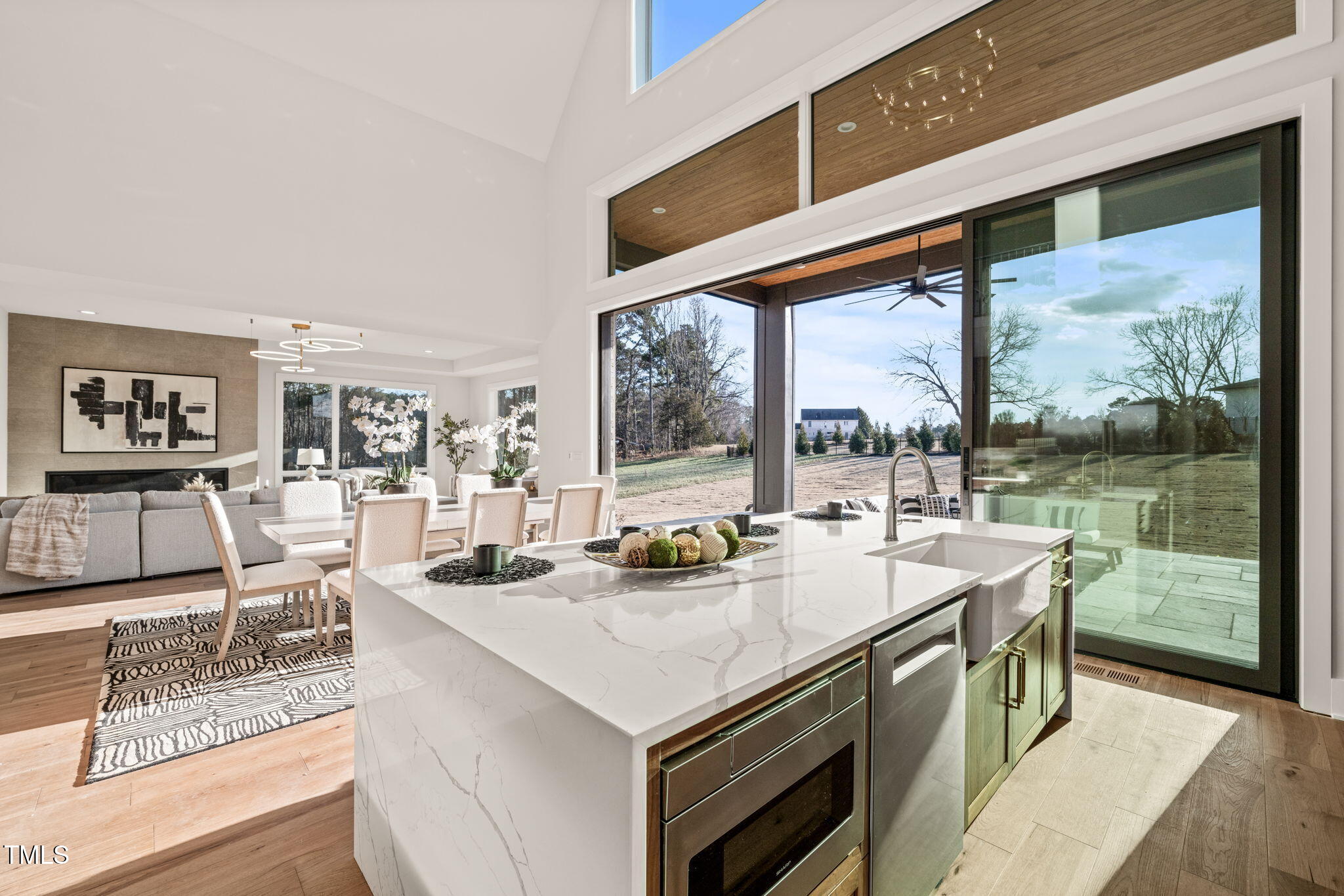 9009 Meadow Pointe Court