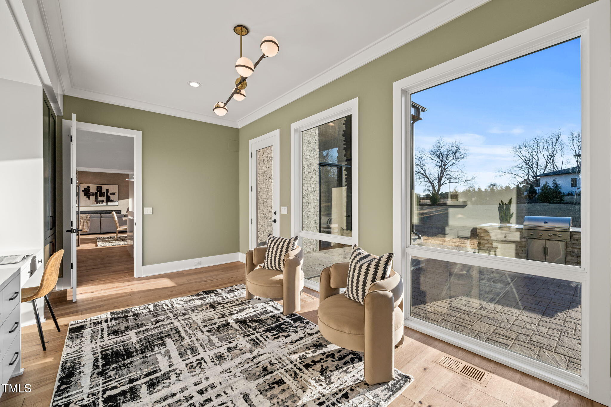 9009 Meadow Pointe Court