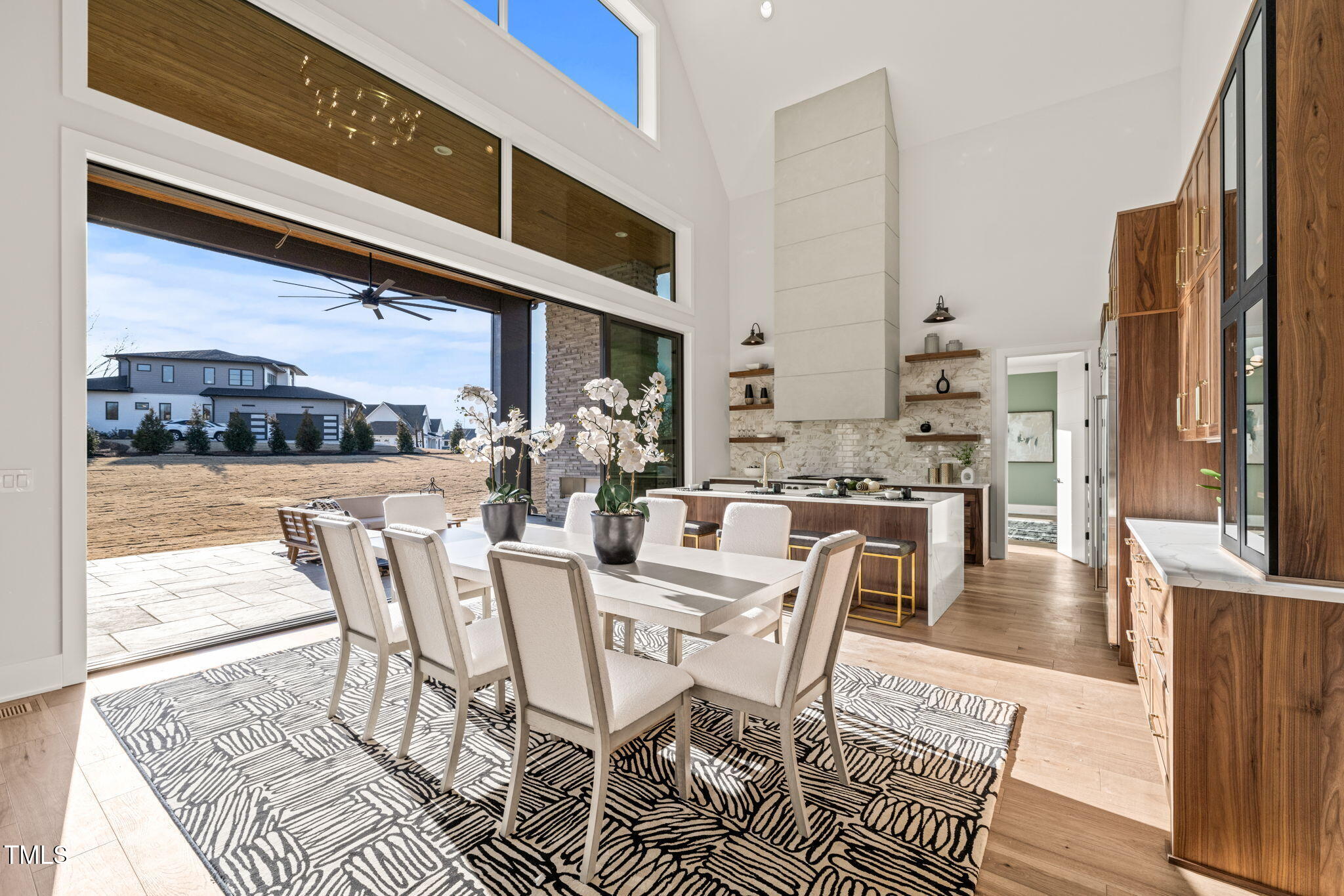 9009 Meadow Pointe Court