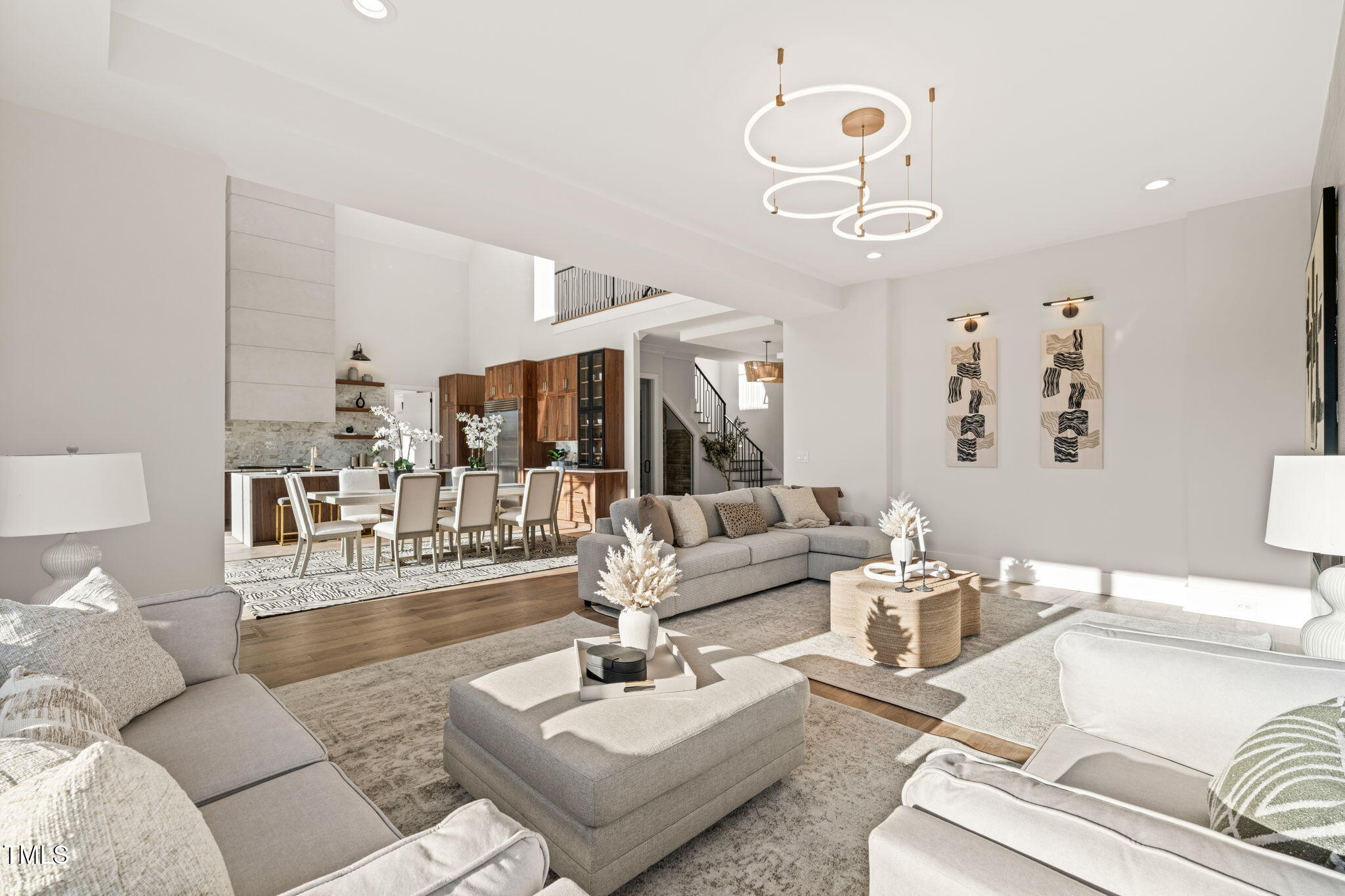 9009 Meadow Pointe Court