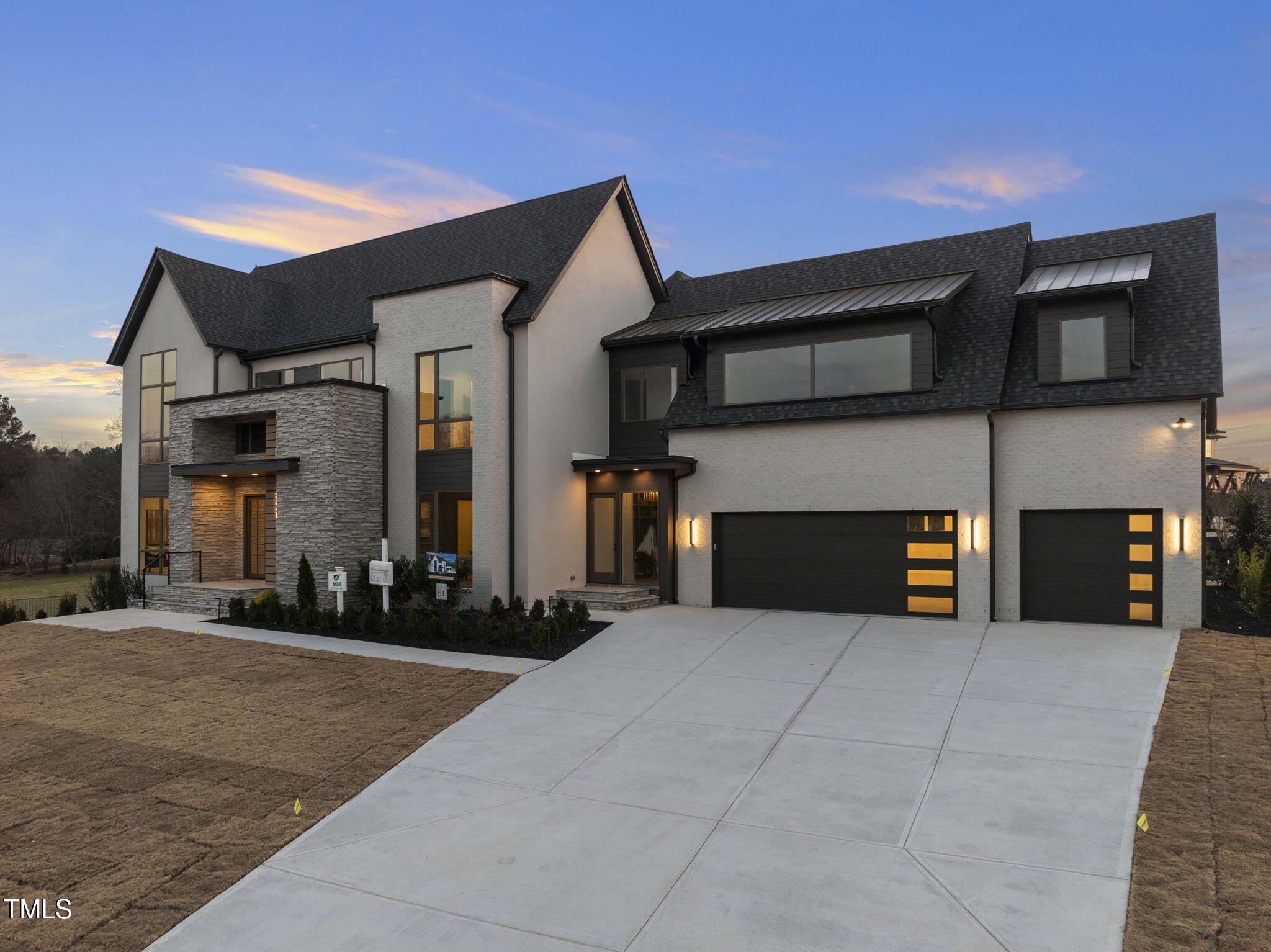 9009 Meadow Pointe Court