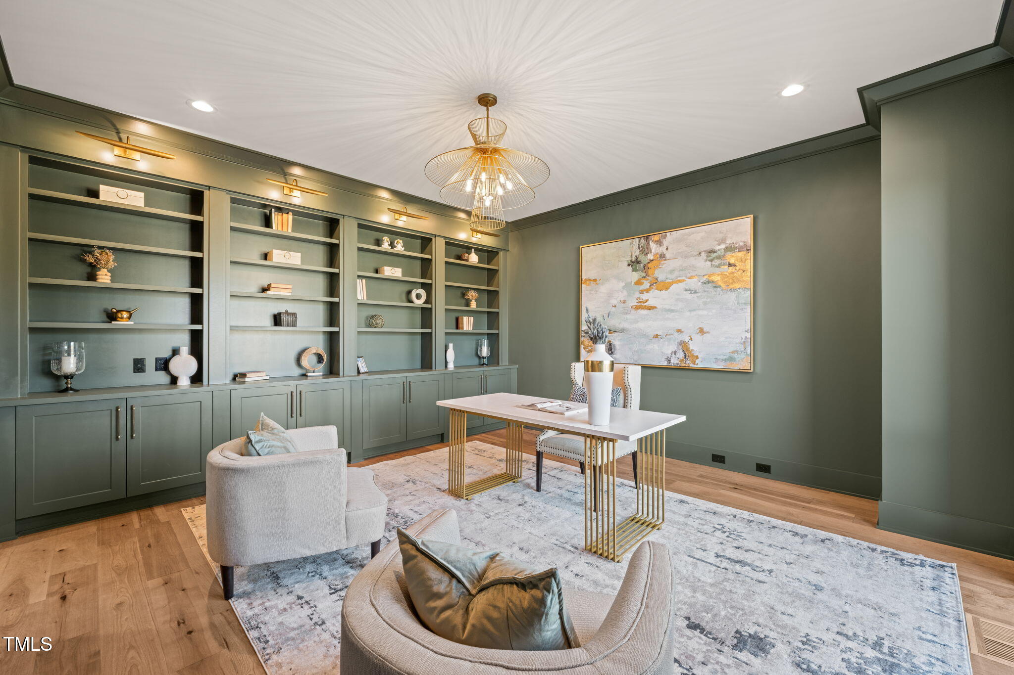 9009 Meadow Pointe Court
