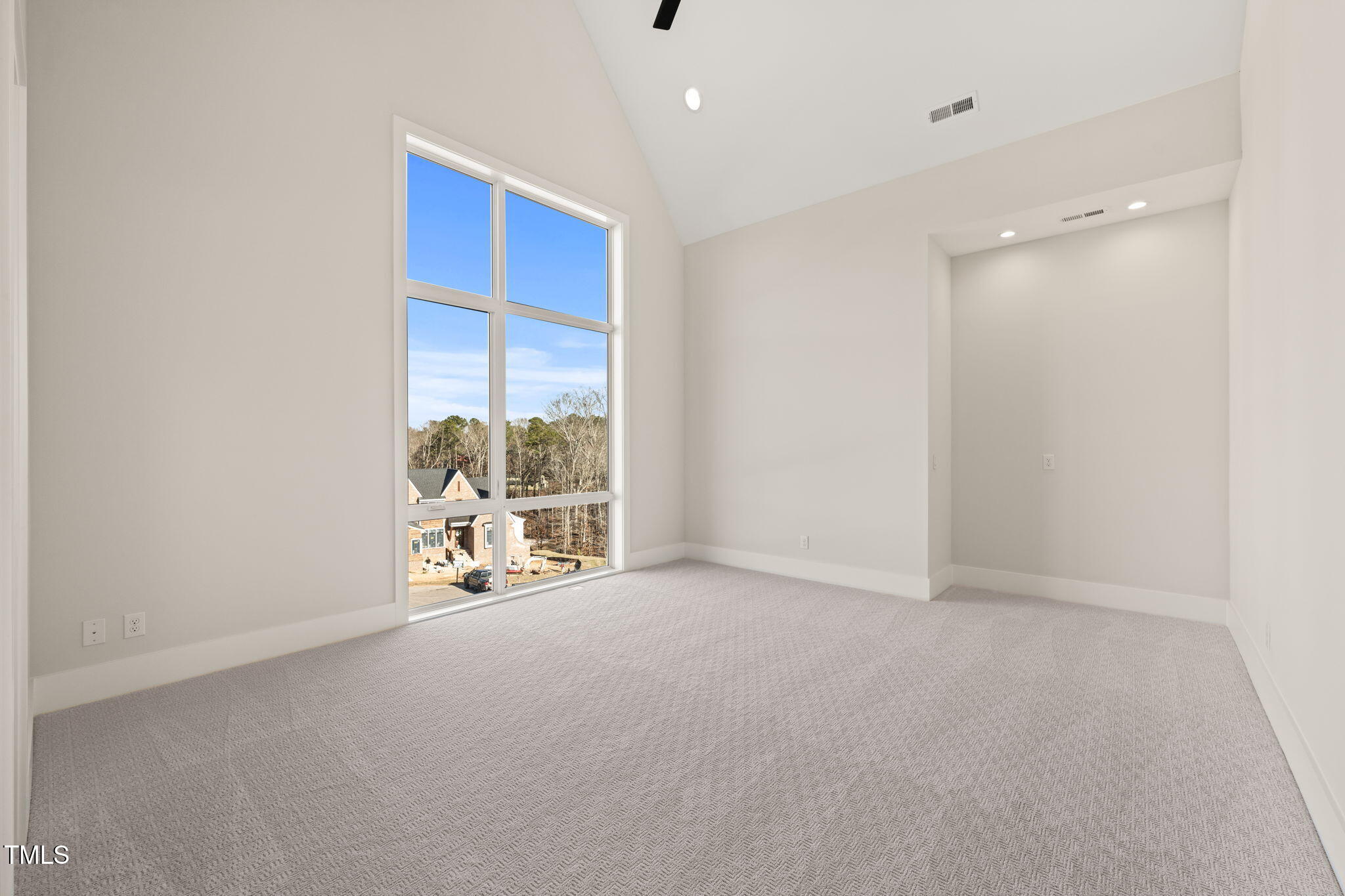 9009 Meadow Pointe Court