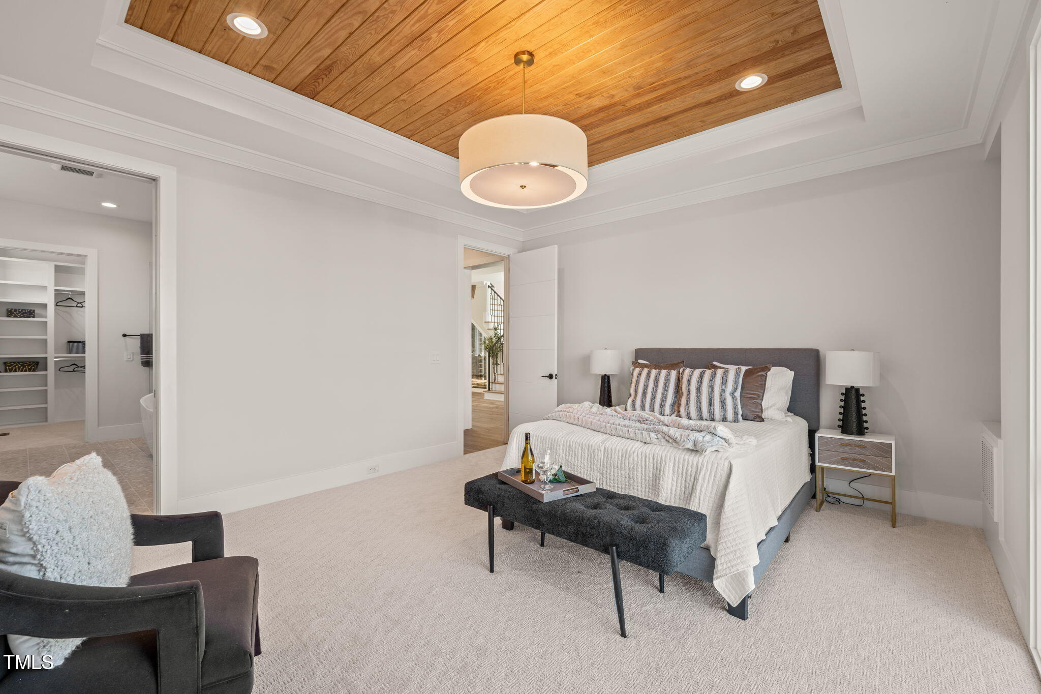 9009 Meadow Pointe Court