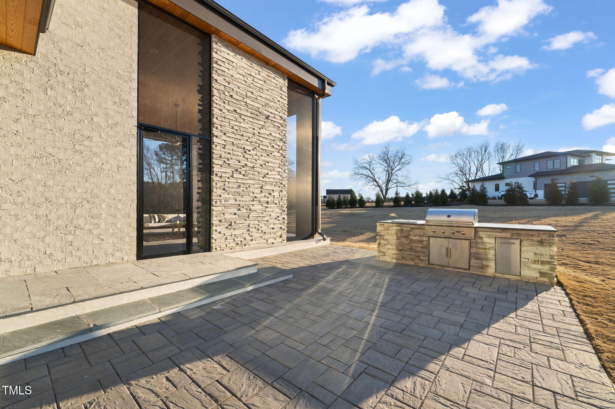 9009 Meadow Pointe Court