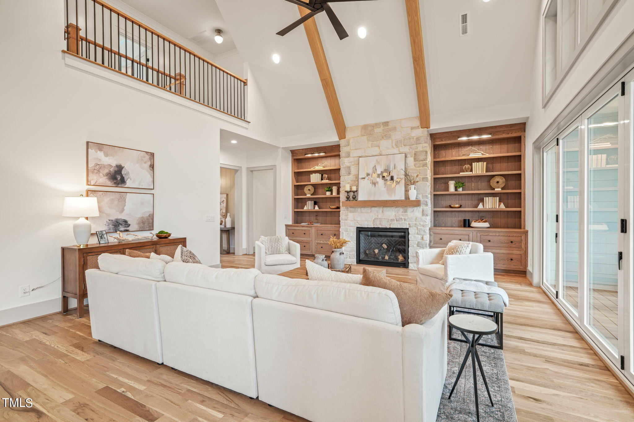 8909 Grand Highland Way