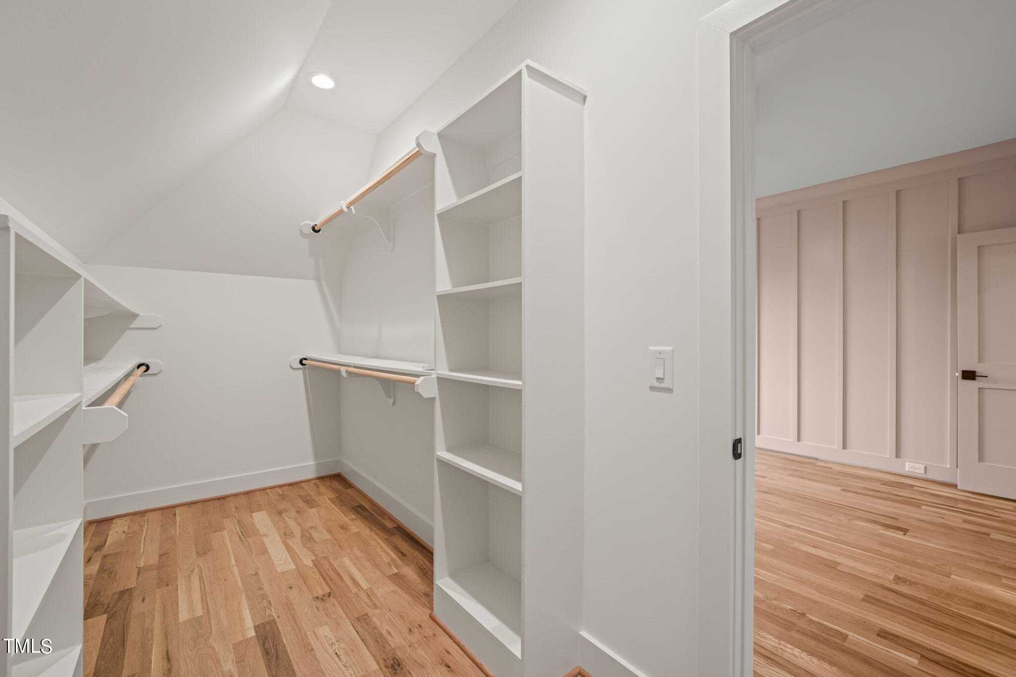 8909 Grand Highland Way