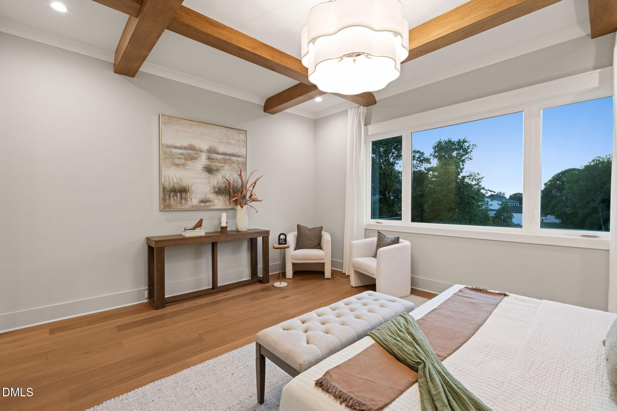 9105 Overlook Crest Drive